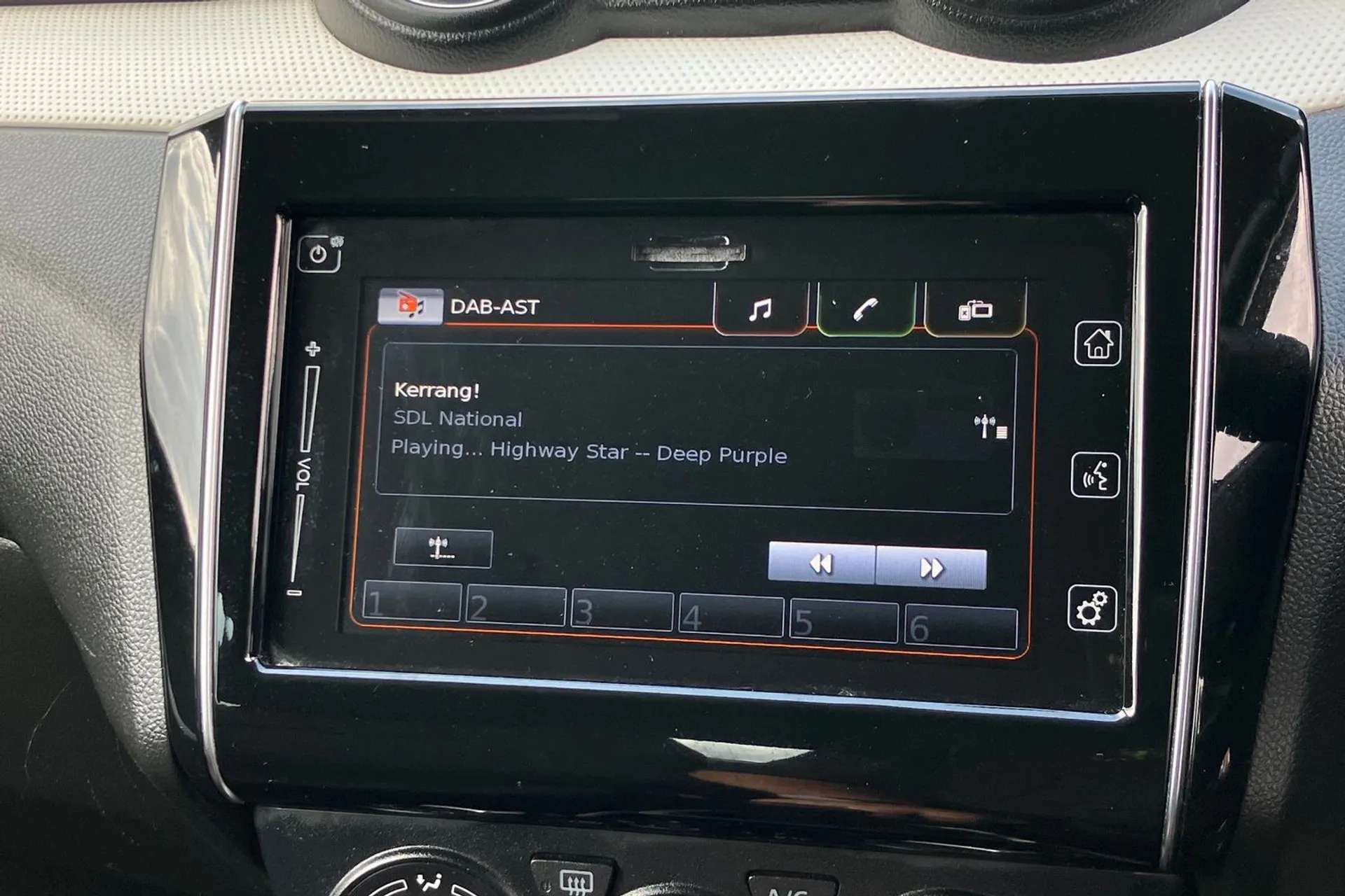 2018 SUZUKI SWIFT 2018 SUZUKI SWIFT