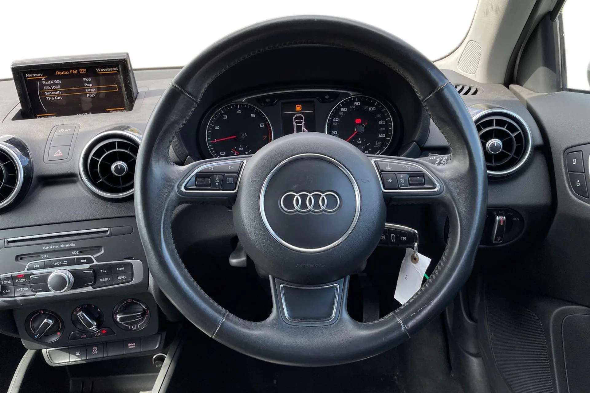2016 AUDI A1 2016 AUDI A1