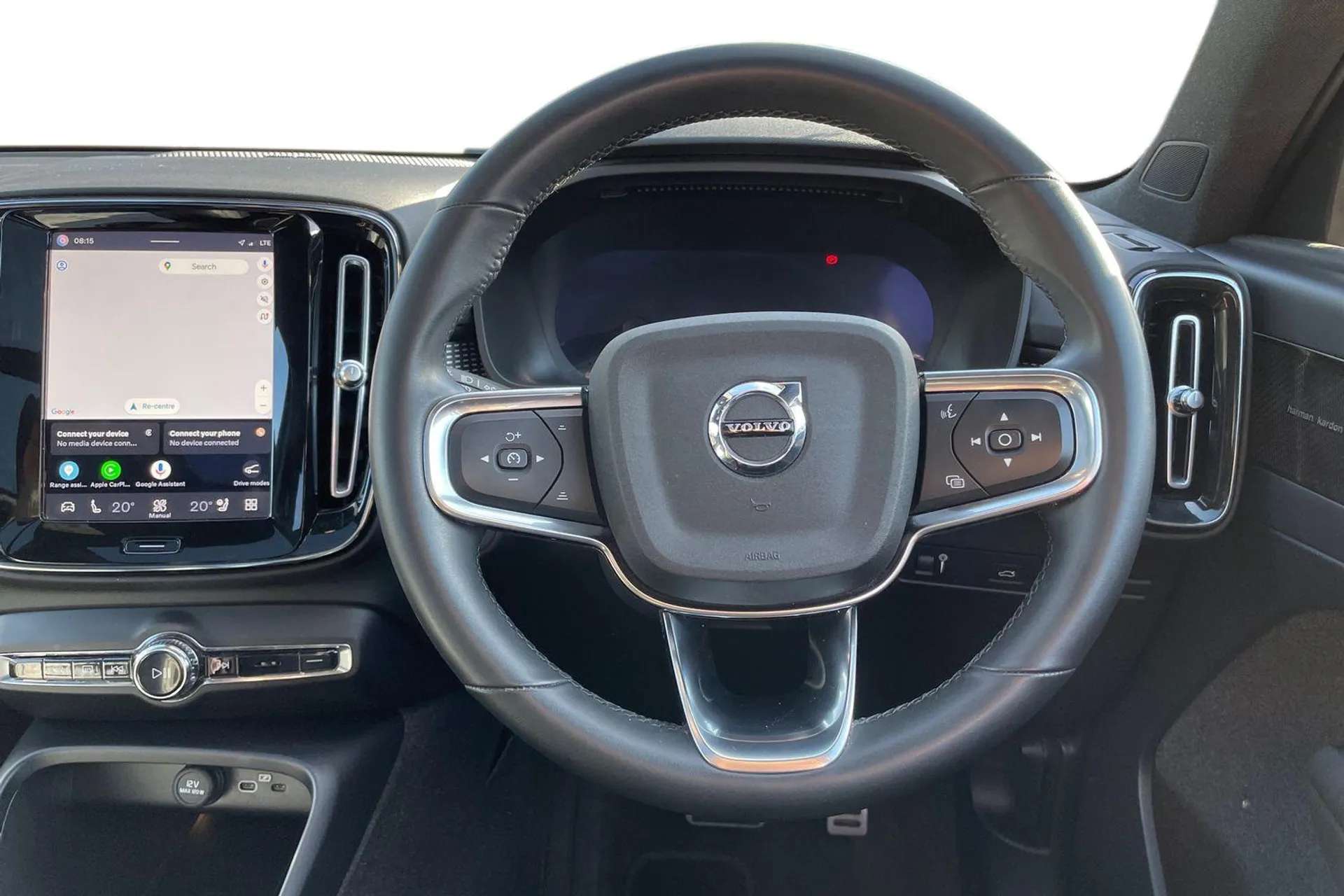 2021 VOLVO XC40 2021 VOLVO XC40