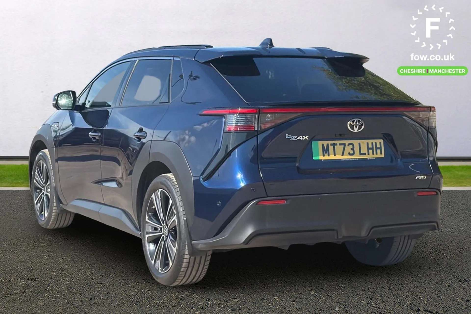 2023 TOYOTA BZ4X 2023 TOYOTA BZ4X