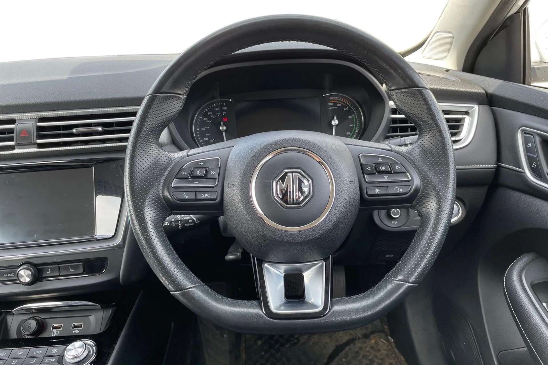 2022 MG MOTOR UK MG5 2022 MG MOTOR UK MG5