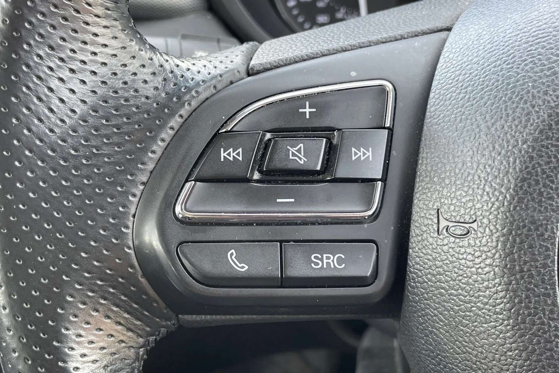 2022 MG MOTOR UK MG5 2022 MG MOTOR UK MG5