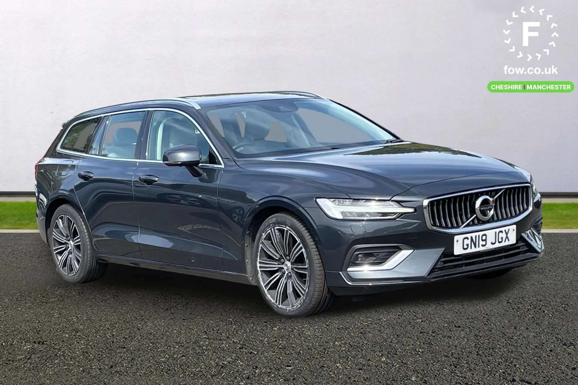 2019 VOLVO V60 2019 VOLVO V60