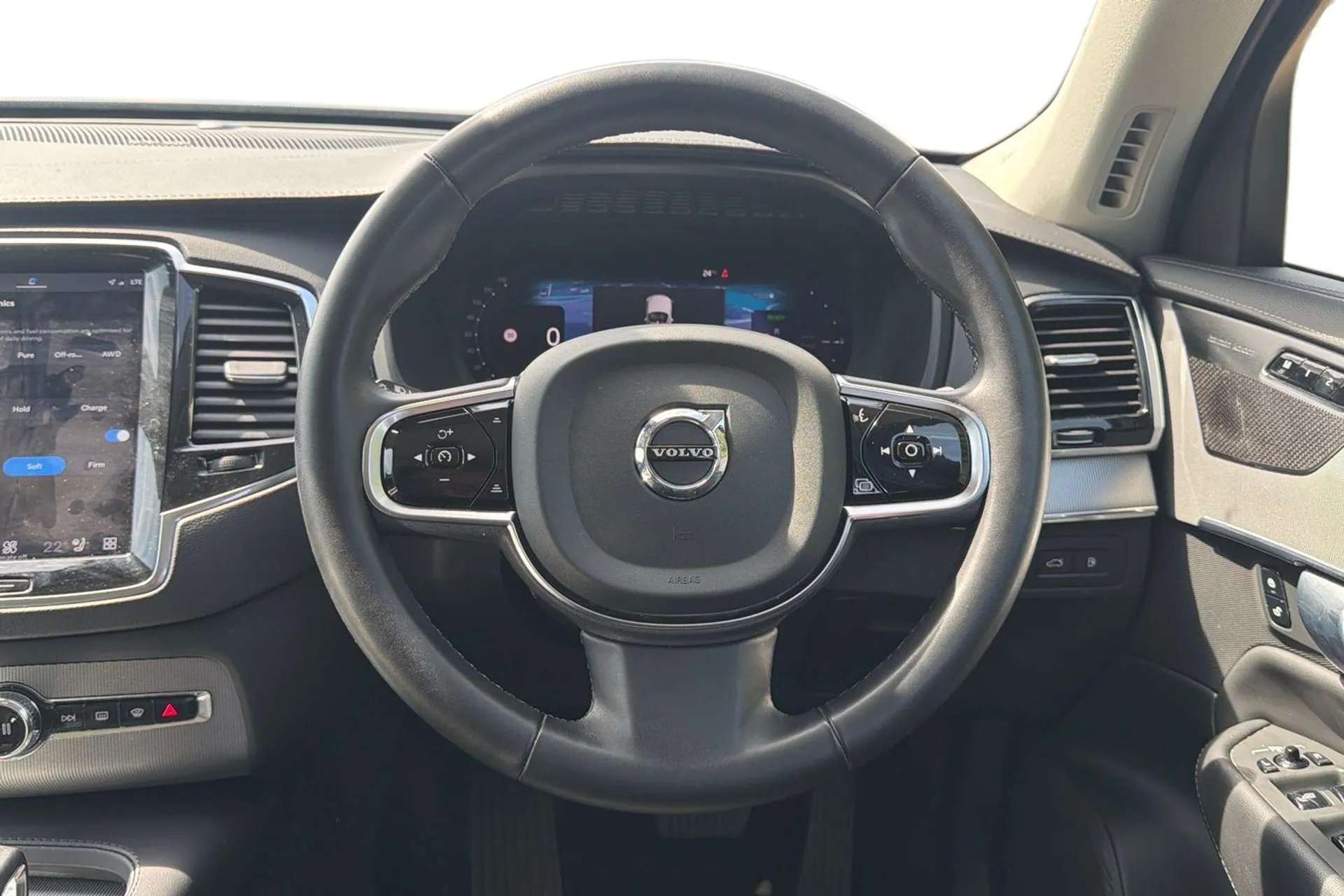 2023 VOLVO XC90 2023 VOLVO XC90