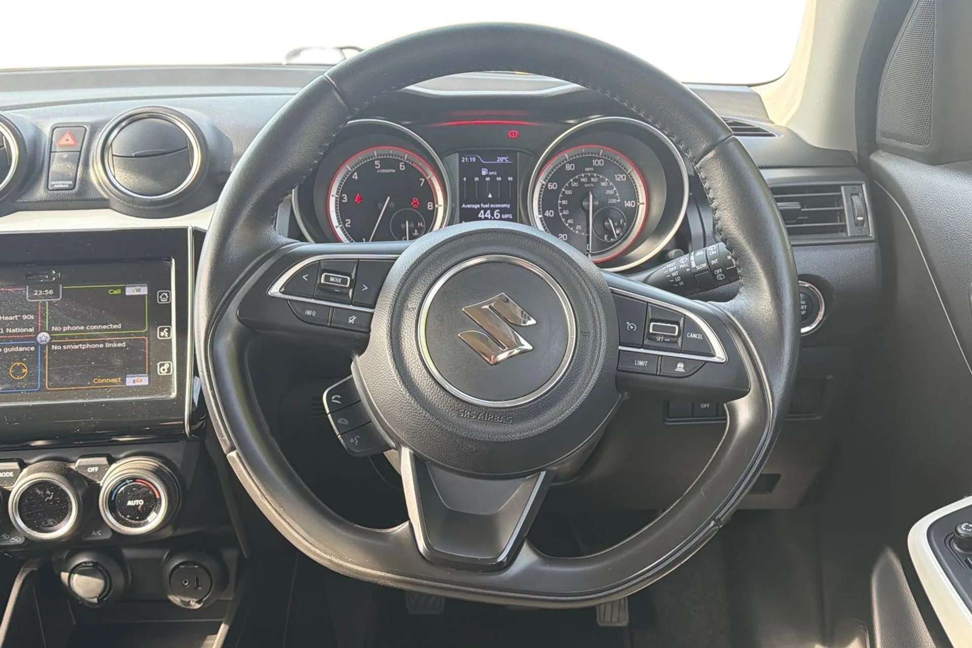 2019 SUZUKI SWIFT 2019 SUZUKI SWIFT
