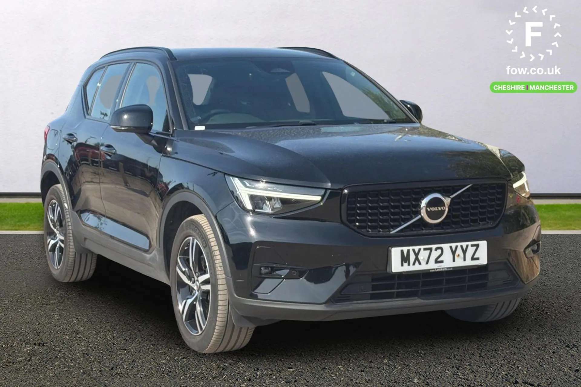 2022 VOLVO XC40 2022 VOLVO XC40