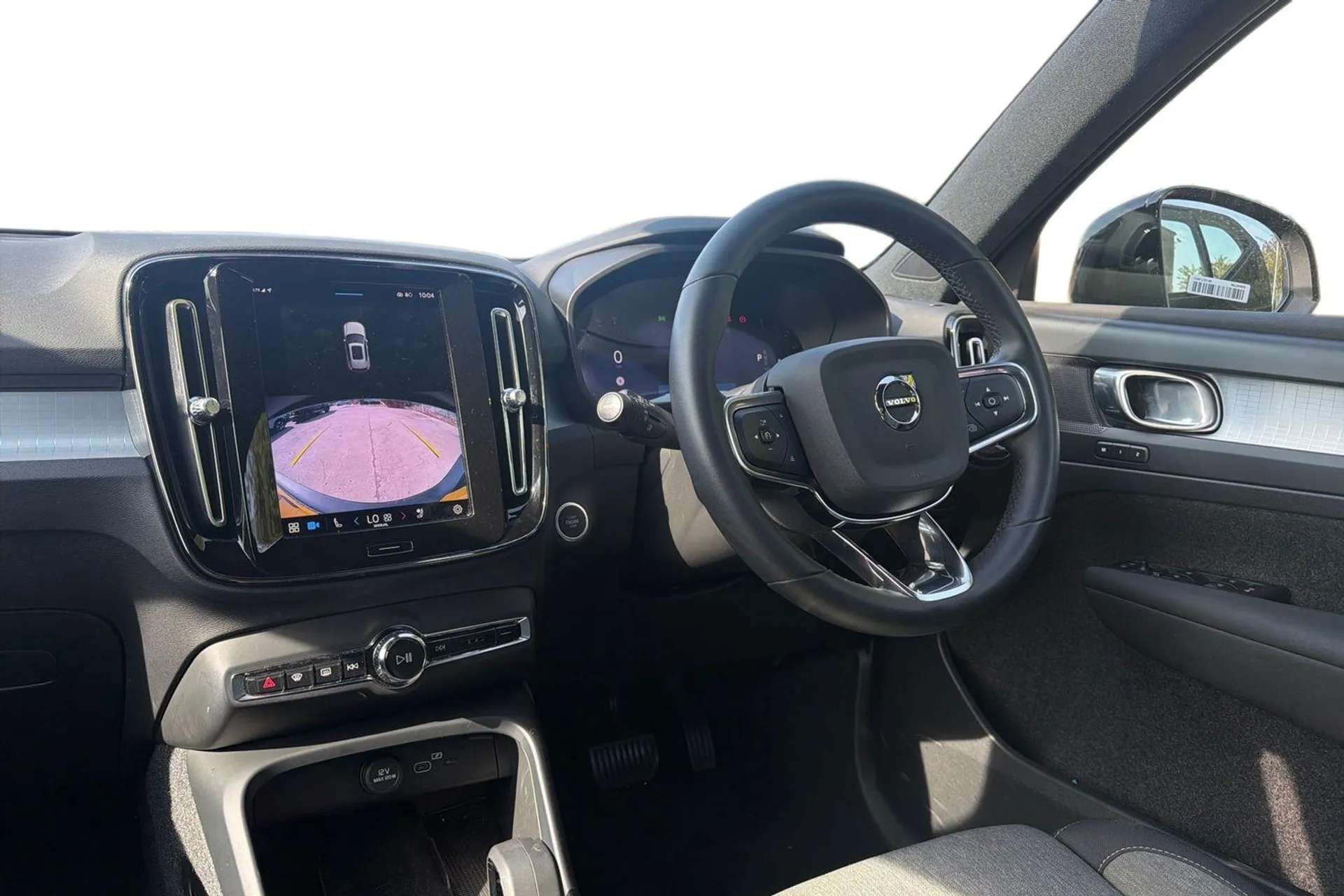 2022 VOLVO XC40 2022 VOLVO XC40