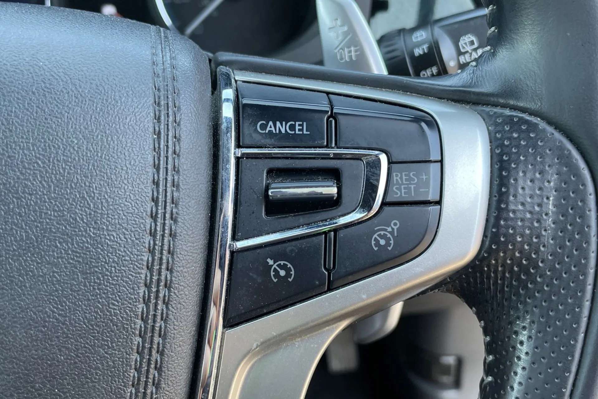 2020 MITSUBISHI OUTLANDER 2020 MITSUBISHI OUTLANDER
