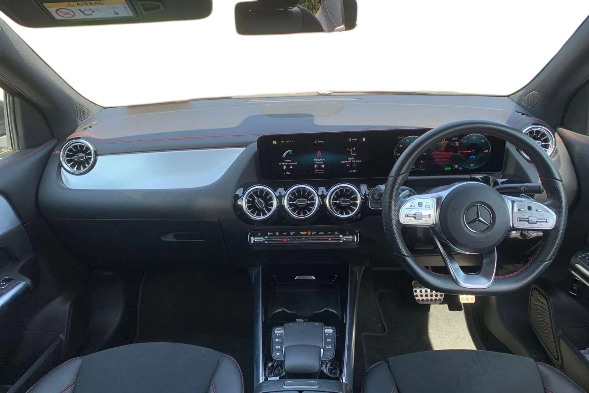 A 2022 MERCEDES-BENZ EQA EQA 300 4Matic 168kW AMG Line 66.5kWh 5dr Auto [AMG Line bodystyling including AMG front apron, LED High performance headlamps with adaptive highbeam A 2022 MERCEDES-BENZ EQA EQA 300 4Matic 168kW AMG Line 66.5kWh 5dr Auto [AMG Line bodystyling including AMG front apron, LED High performance headlamps with adaptive highbeam
