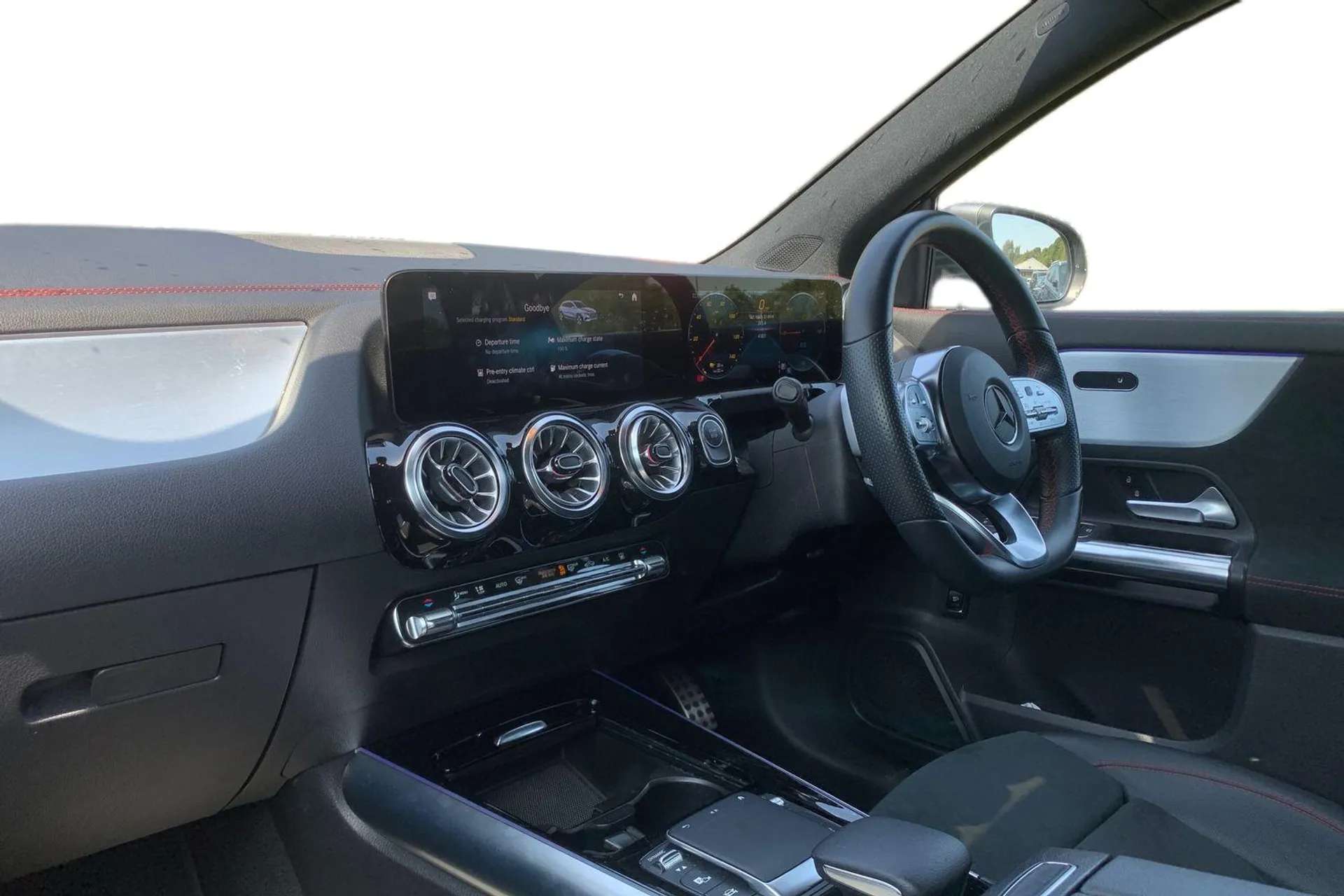 A 2022 MERCEDES-BENZ EQA EQA 300 4Matic 168kW AMG Line 66.5kWh 5dr Auto [AMG Line bodystyling including AMG front apron, LED High performance headlamps with adaptive highbeam A 2022 MERCEDES-BENZ EQA EQA 300 4Matic 168kW AMG Line 66.5kWh 5dr Auto [AMG Line bodystyling including AMG front apron, LED High performance headlamps with adaptive highbeam