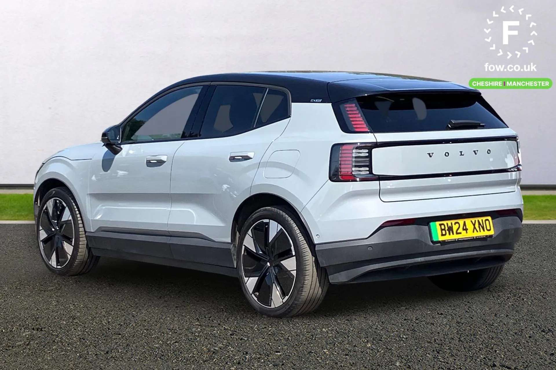 2024 VOLVO EX30 2024 VOLVO EX30