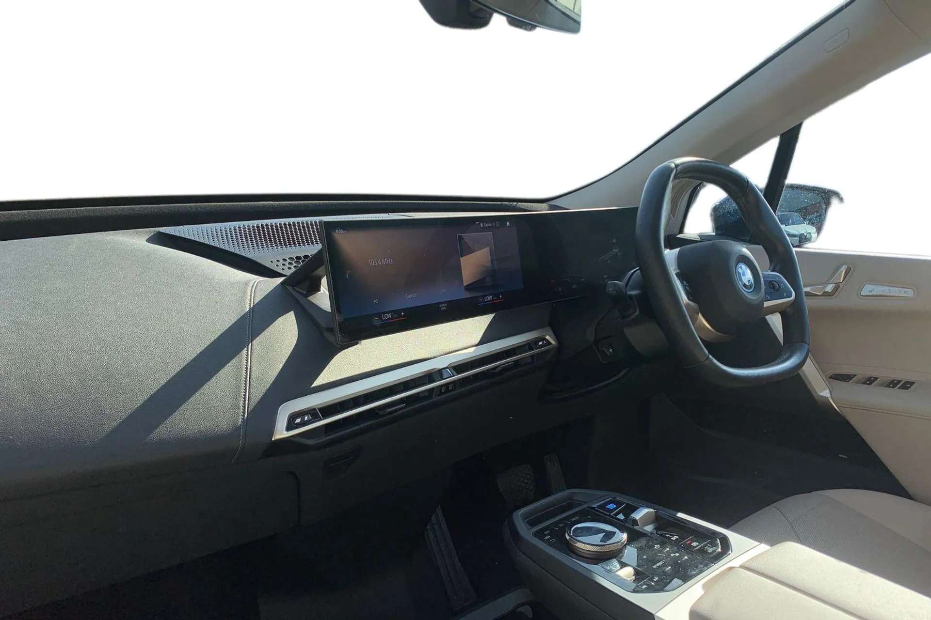 2022 BMW IX 2022 BMW IX