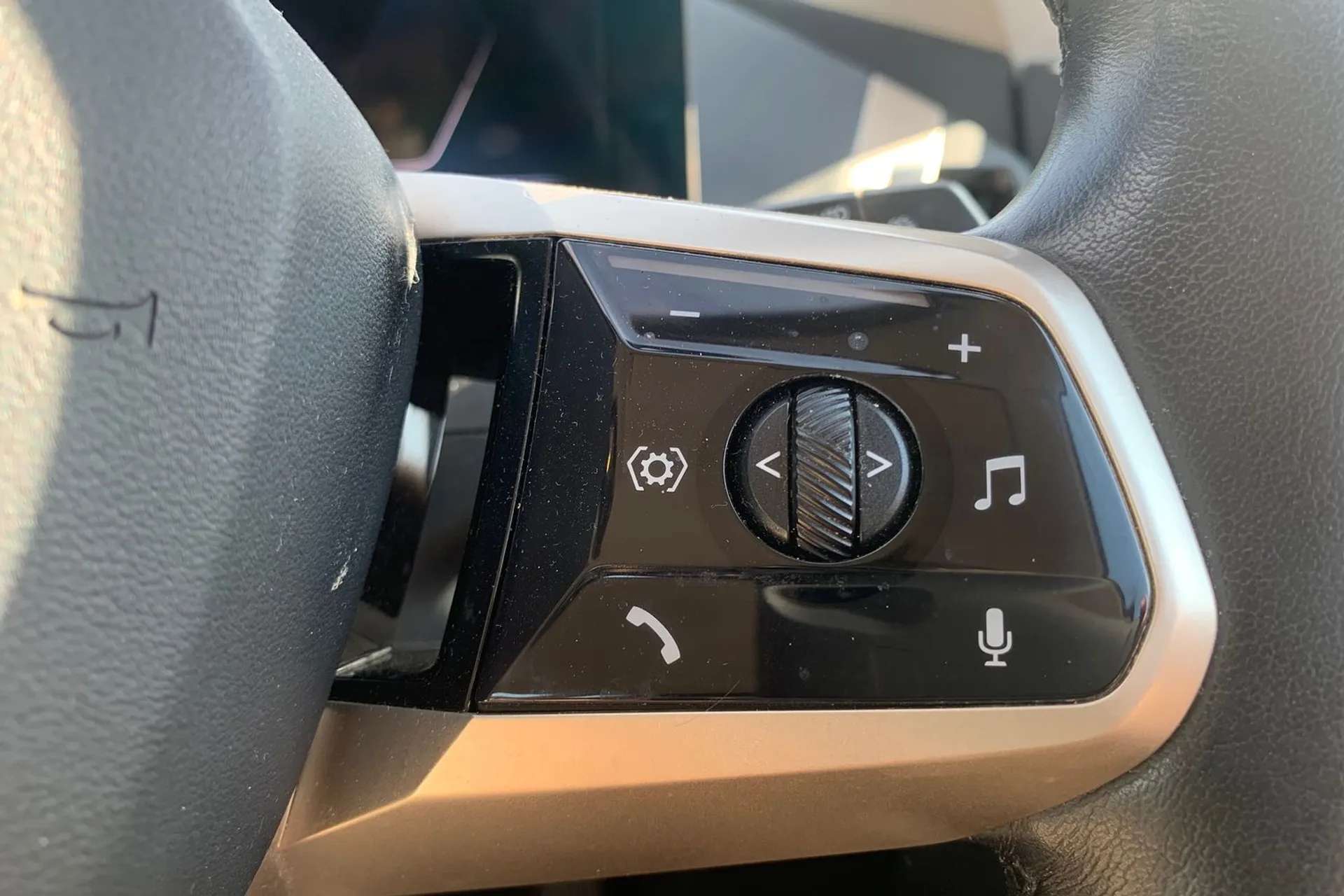 2022 BMW IX 2022 BMW IX