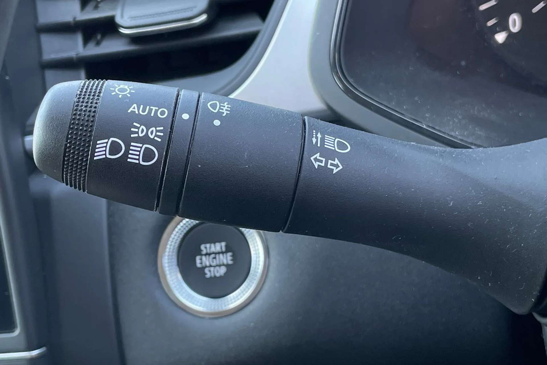2023 RENAULT CAPTUR 2023 RENAULT CAPTUR