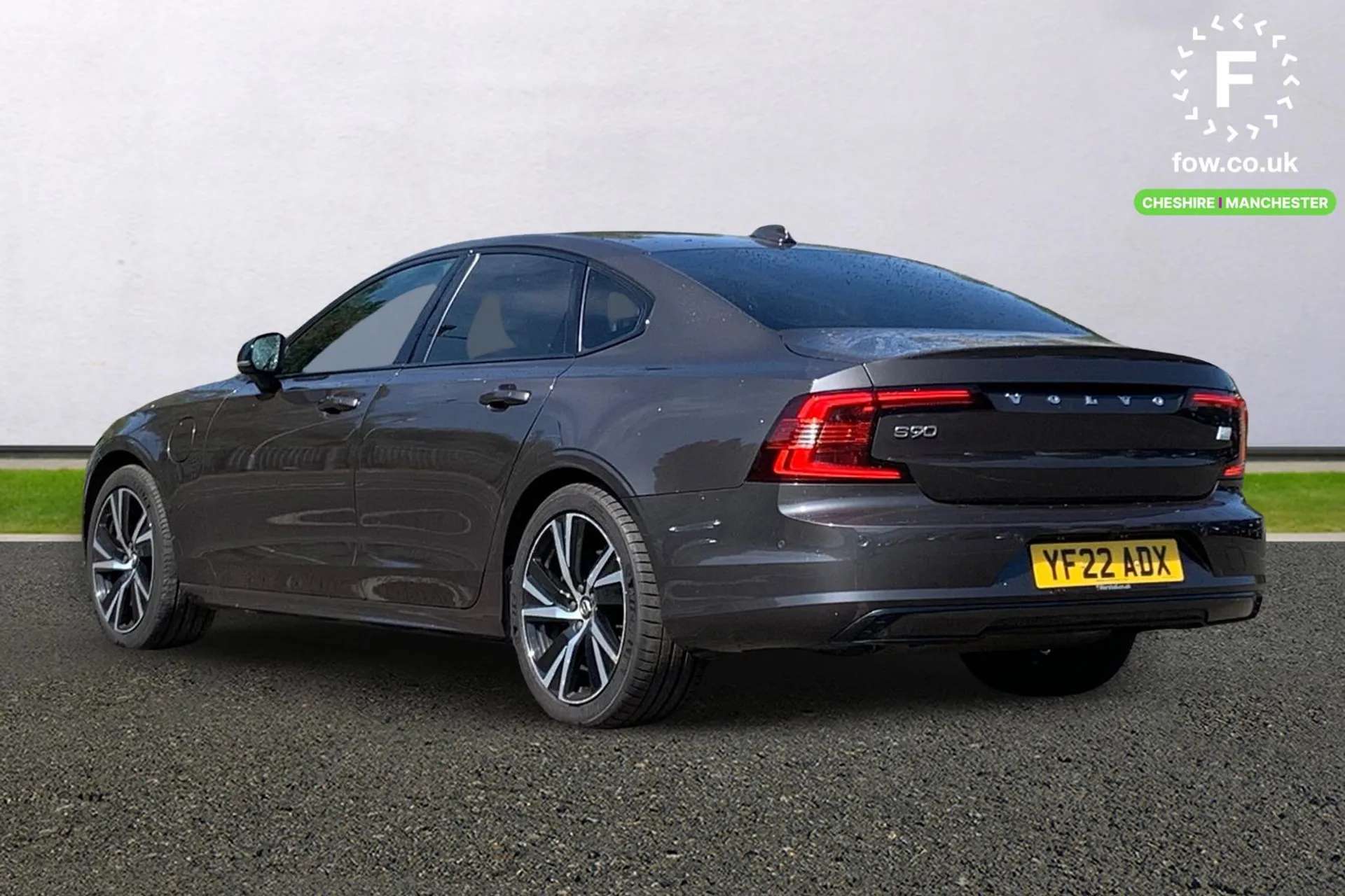 2022 VOLVO S90 2022 VOLVO S90