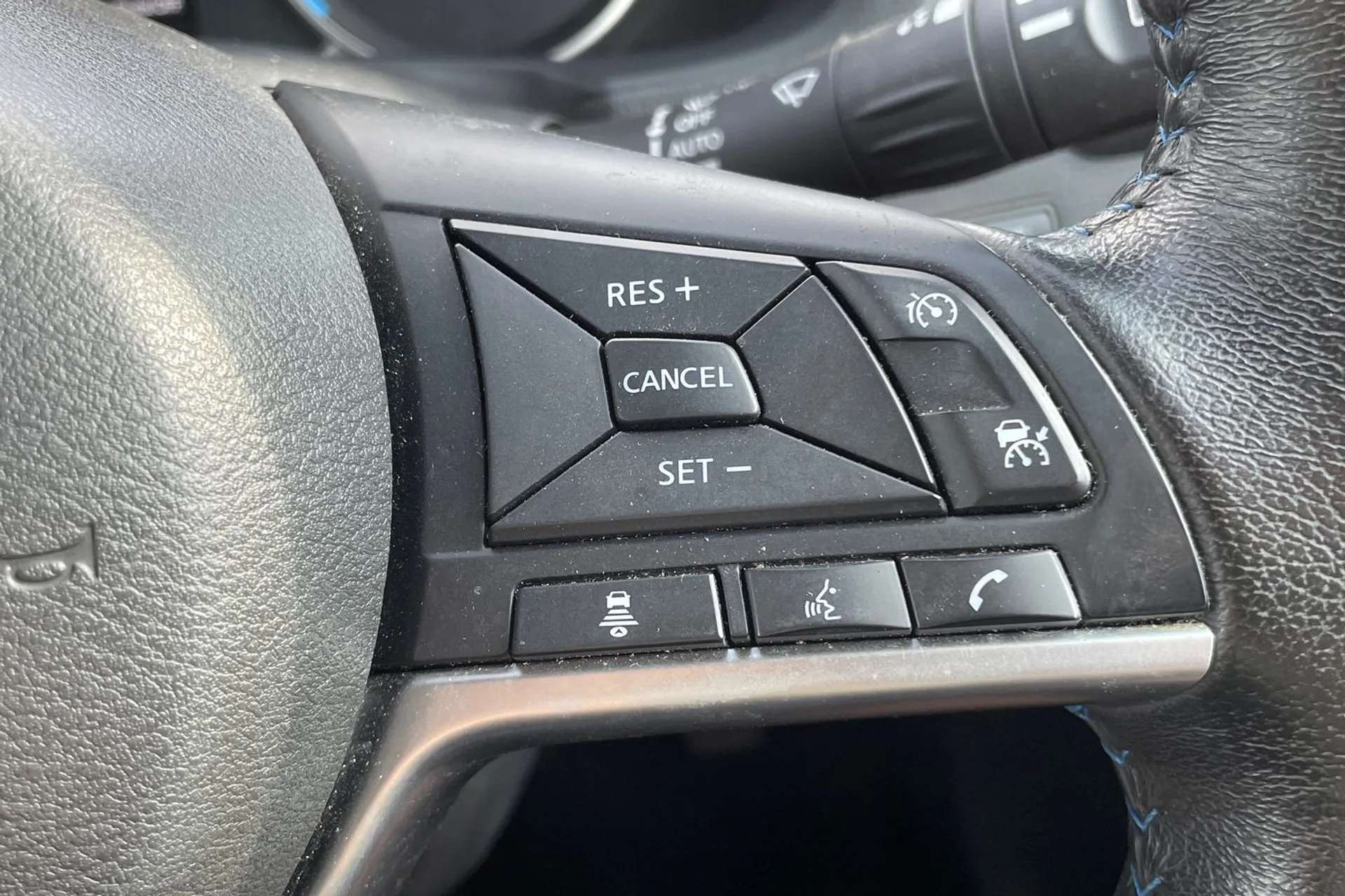 2022 NISSAN LEAF 2022 NISSAN LEAF
