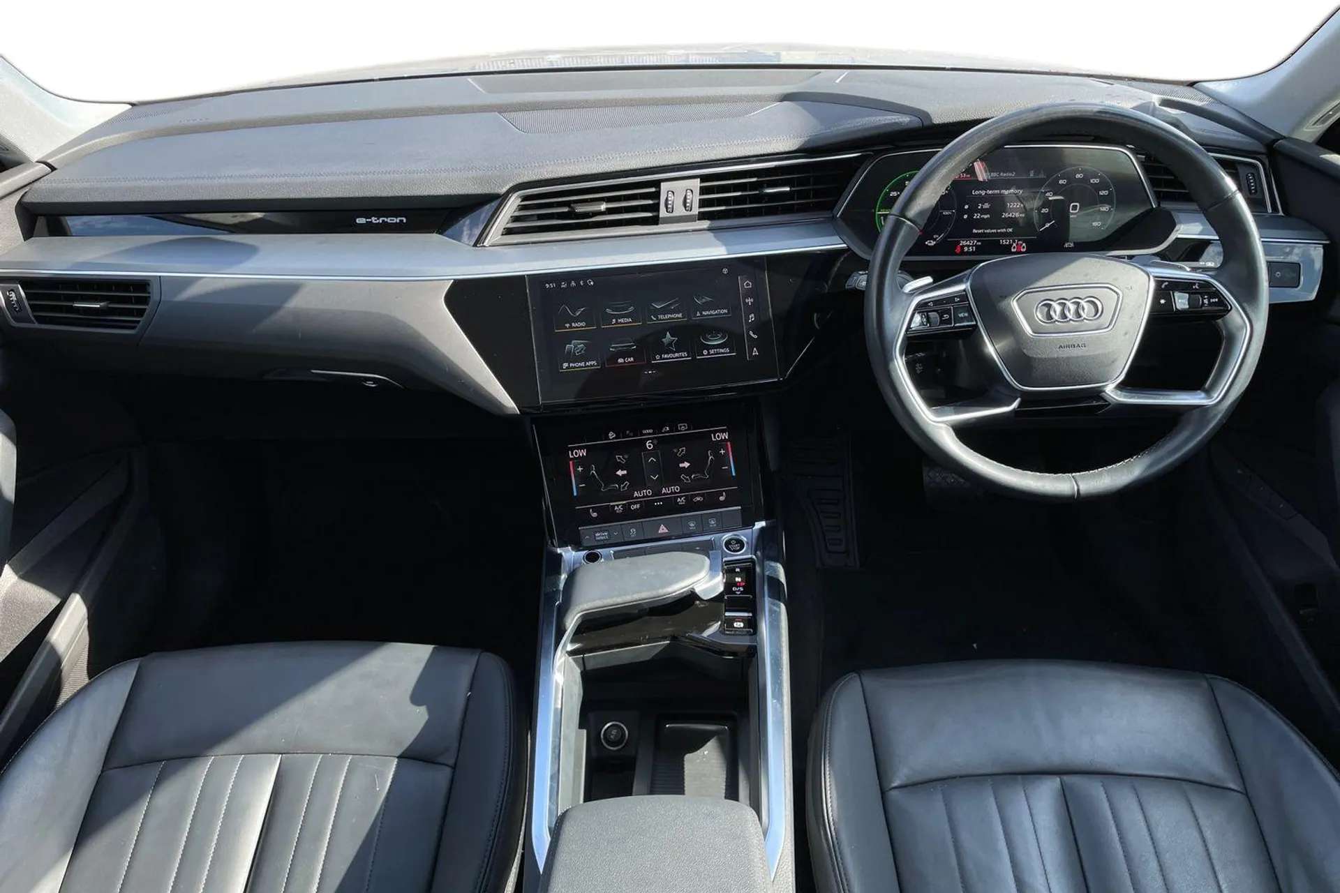2022 AUDI E-TRON 2022 AUDI E-TRON