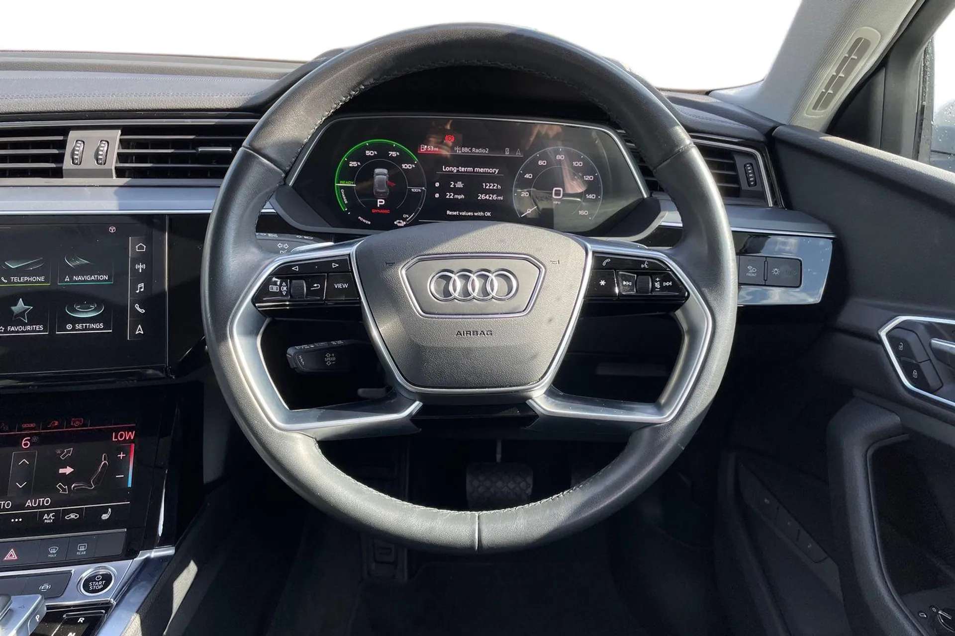 2022 AUDI E-TRON 2022 AUDI E-TRON