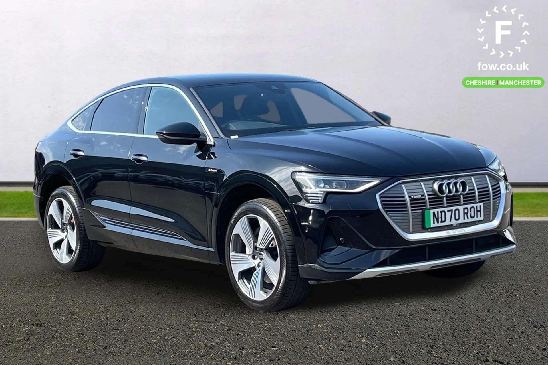 A 2020 AUDI E-TRON 300kW 55 Quattro 95kWh S Line 5dr Auto [ Parking system plus with 360 degree sensors and function on demand preparation , Power operated tailgate , Au A 2020 AUDI E-TRON 300kW 55 Quattro 95kWh S Line 5dr Auto [ Parking system plus with 360 degree sensors and function on demand preparation , Power operated tailgate , Au