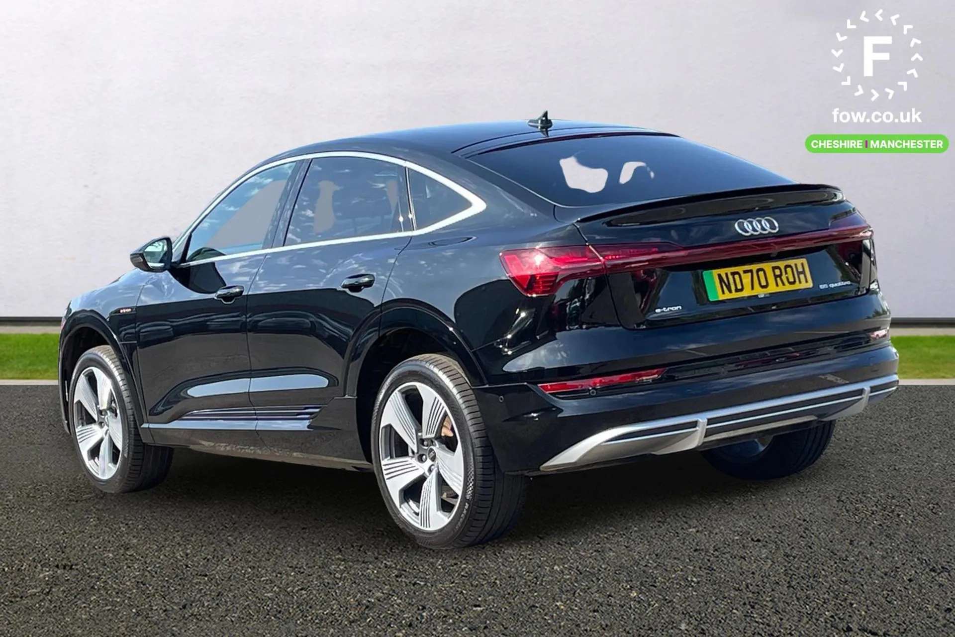 A 2020 AUDI E-TRON 300kW 55 Quattro 95kWh S Line 5dr Auto [ Parking system plus with 360 degree sensors and function on demand preparation , Power operated tailgate , Au A 2020 AUDI E-TRON 300kW 55 Quattro 95kWh S Line 5dr Auto [ Parking system plus with 360 degree sensors and function on demand preparation , Power operated tailgate , Au