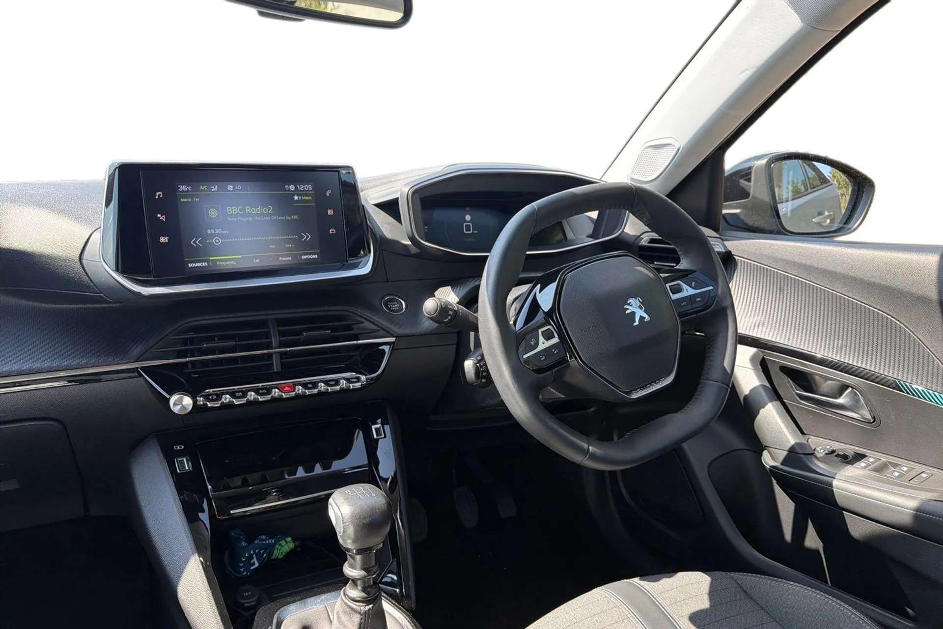2022 PEUGEOT 2008 2022 PEUGEOT 2008