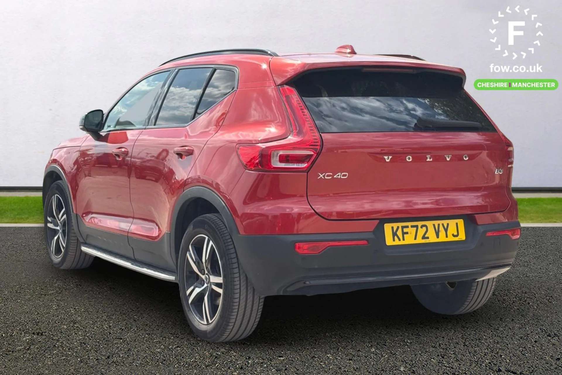 A 2023 VOLVO XC40 2.0 B3P Plus Dark 5dr Auto [Hands free power tailgate,Lane keep assist with driver alert control,Rain sensor with automatic windscreen wiper activatio A 2023 VOLVO XC40 2.0 B3P Plus Dark 5dr Auto [Hands free power tailgate,Lane keep assist with driver alert control,Rain sensor with automatic windscreen wiper activatio