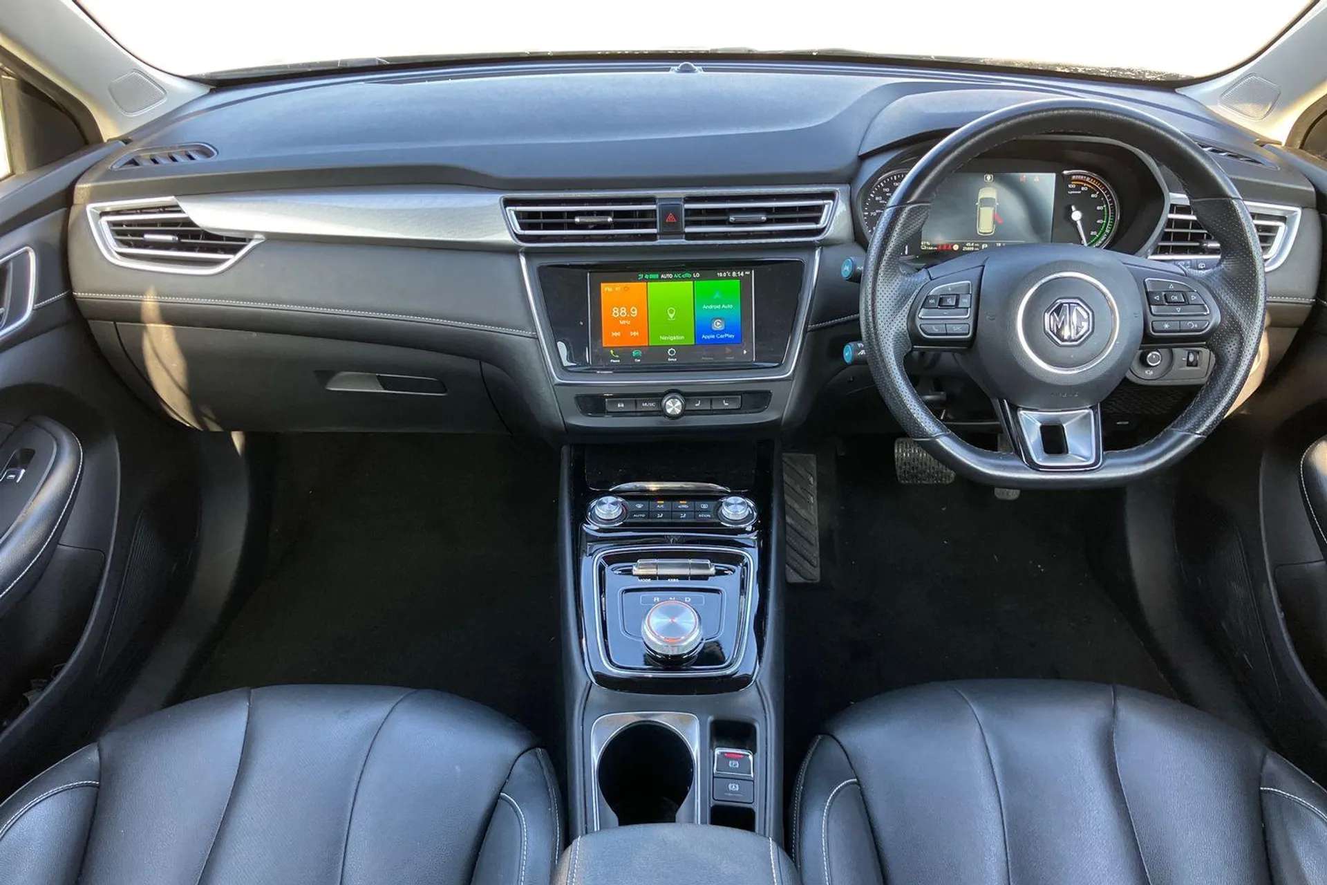 A 2022 MG MOTOR UK MG5 115kW Exclusive EV 61kWh 5dr Auto [Adaptive cruise control, Rear parking camera, Rear parking sensors, USB, Bi-function projection headlight, 16" mete A 2022 MG MOTOR UK MG5 115kW Exclusive EV 61kWh 5dr Auto [Adaptive cruise control, Rear parking camera, Rear parking sensors, USB, Bi-function projection headlight, 16" mete