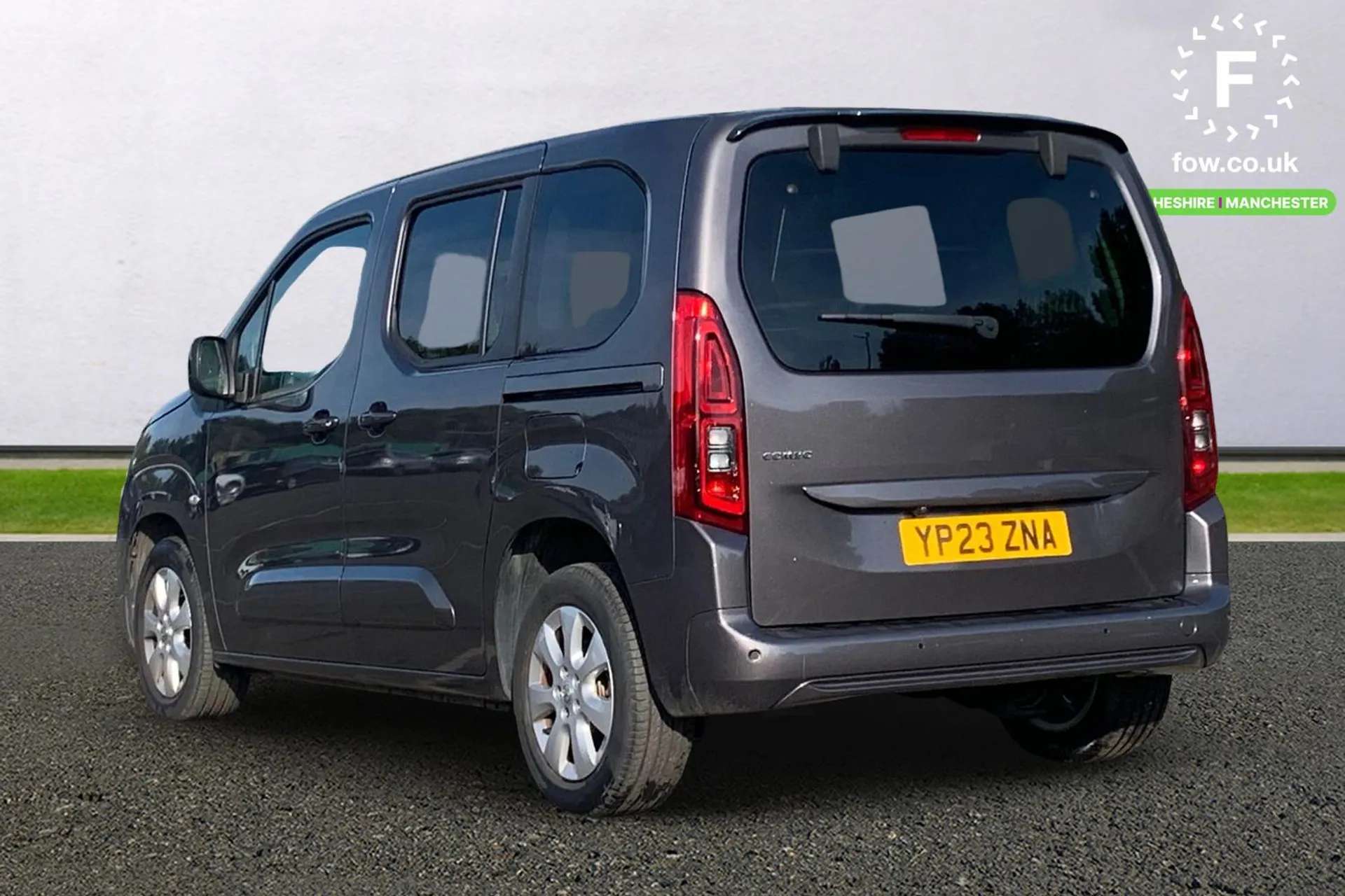 A 2023 VAUXHALL COMBO LIFE 1.5 Turbo D SE 5dr [Lane departure warning with lane change assist,Steering wheel mounted audio controls, A 2023 VAUXHALL COMBO LIFE 1.5 Turbo D SE 5dr [Lane departure warning with lane change assist,Steering wheel mounted audio controls,