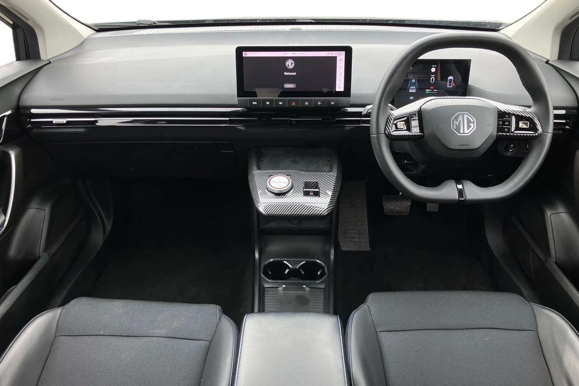A 2025 MG MOTOR UK MG4 150kW Trophy EV Long Range 64kWh 5dr Auto [5 driving modes (Eco, sport, snow, custom, standard), Blind Spot Detection (BAS), Rear parking sensors, Bli A 2025 MG MOTOR UK MG4 150kW Trophy EV Long Range 64kWh 5dr Auto [5 driving modes (Eco, sport, snow, custom, standard), Blind Spot Detection (BAS), Rear parking sensors, Bli
