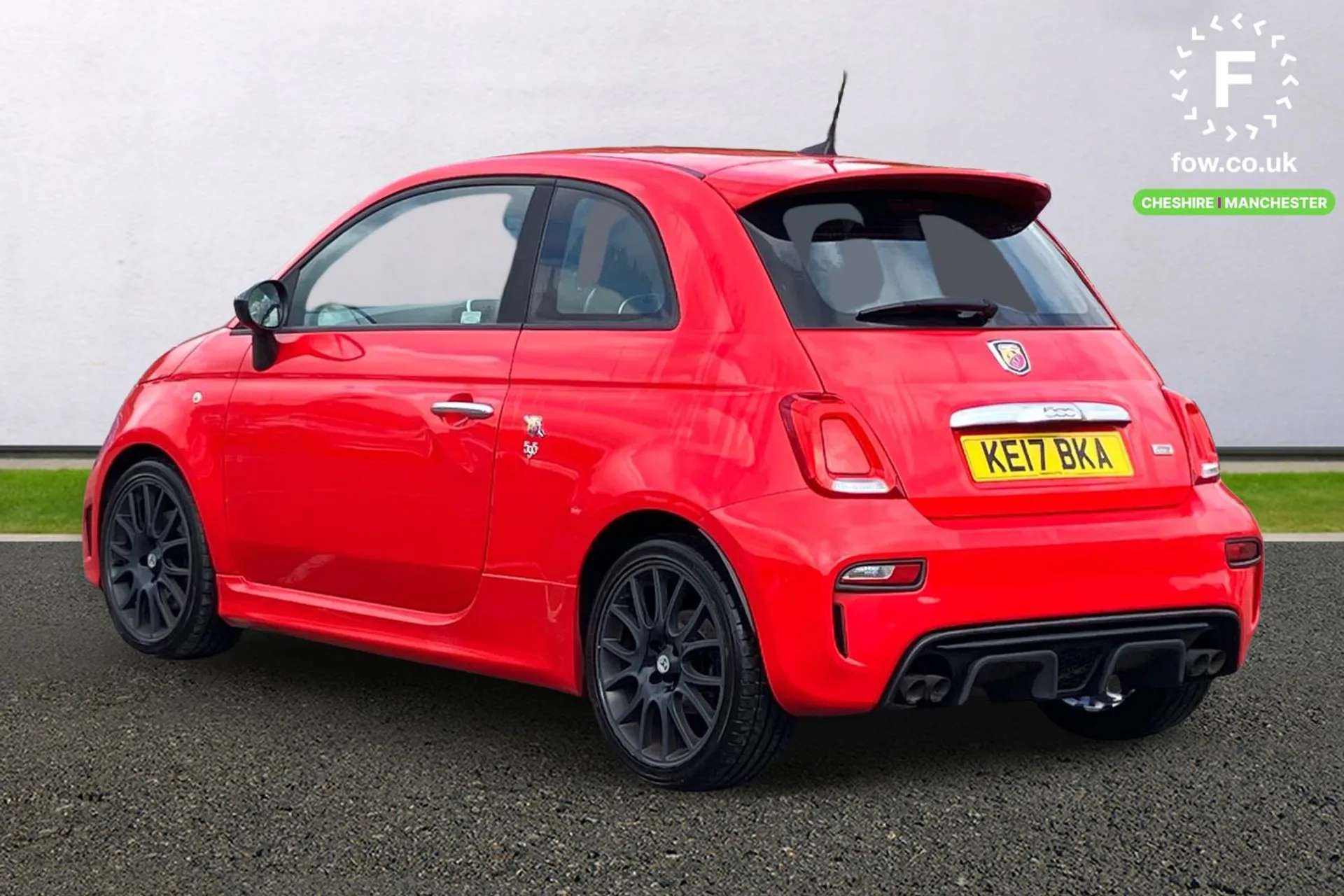 2017 ABARTH 595 2017 ABARTH 595
