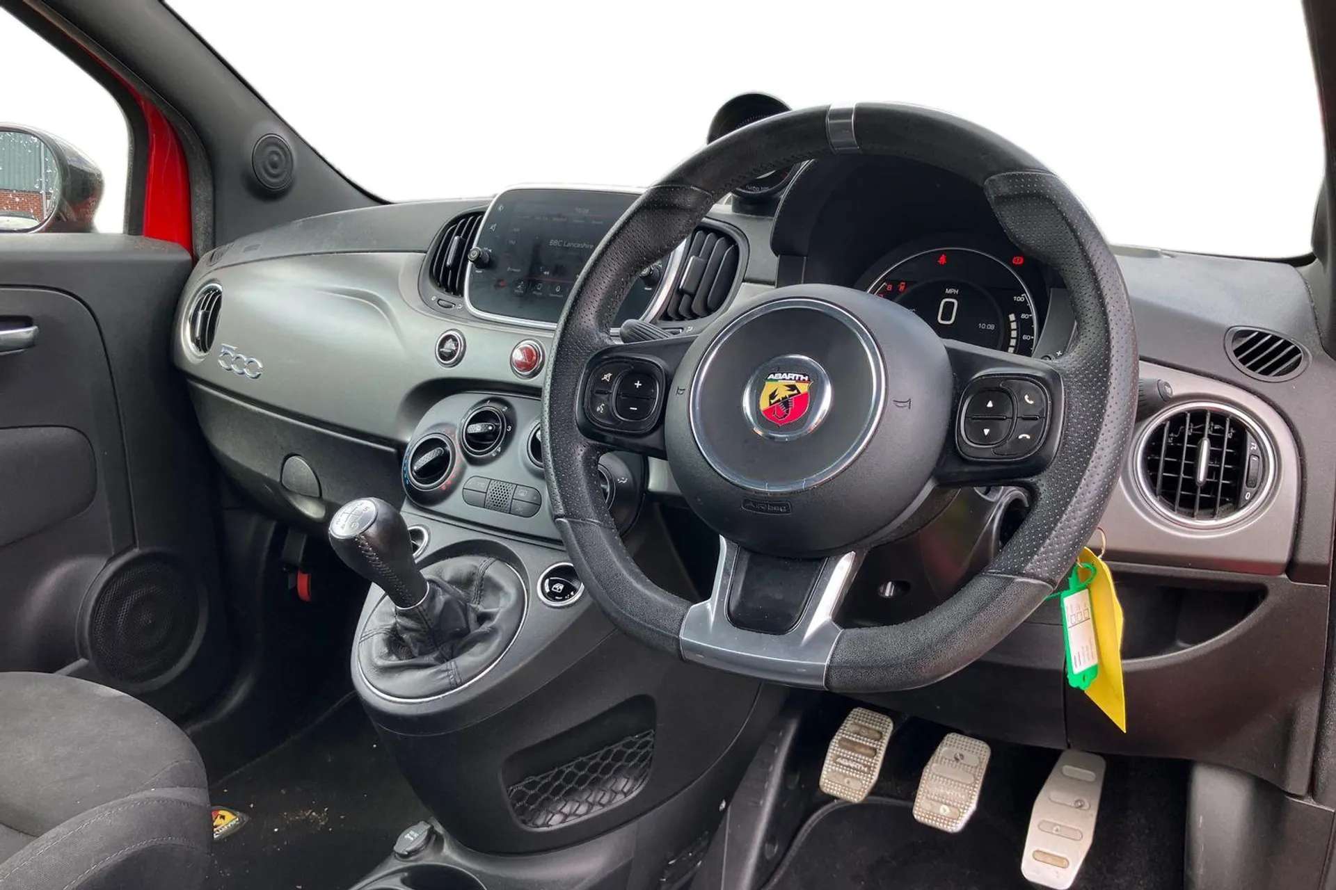 2017 ABARTH 595 2017 ABARTH 595