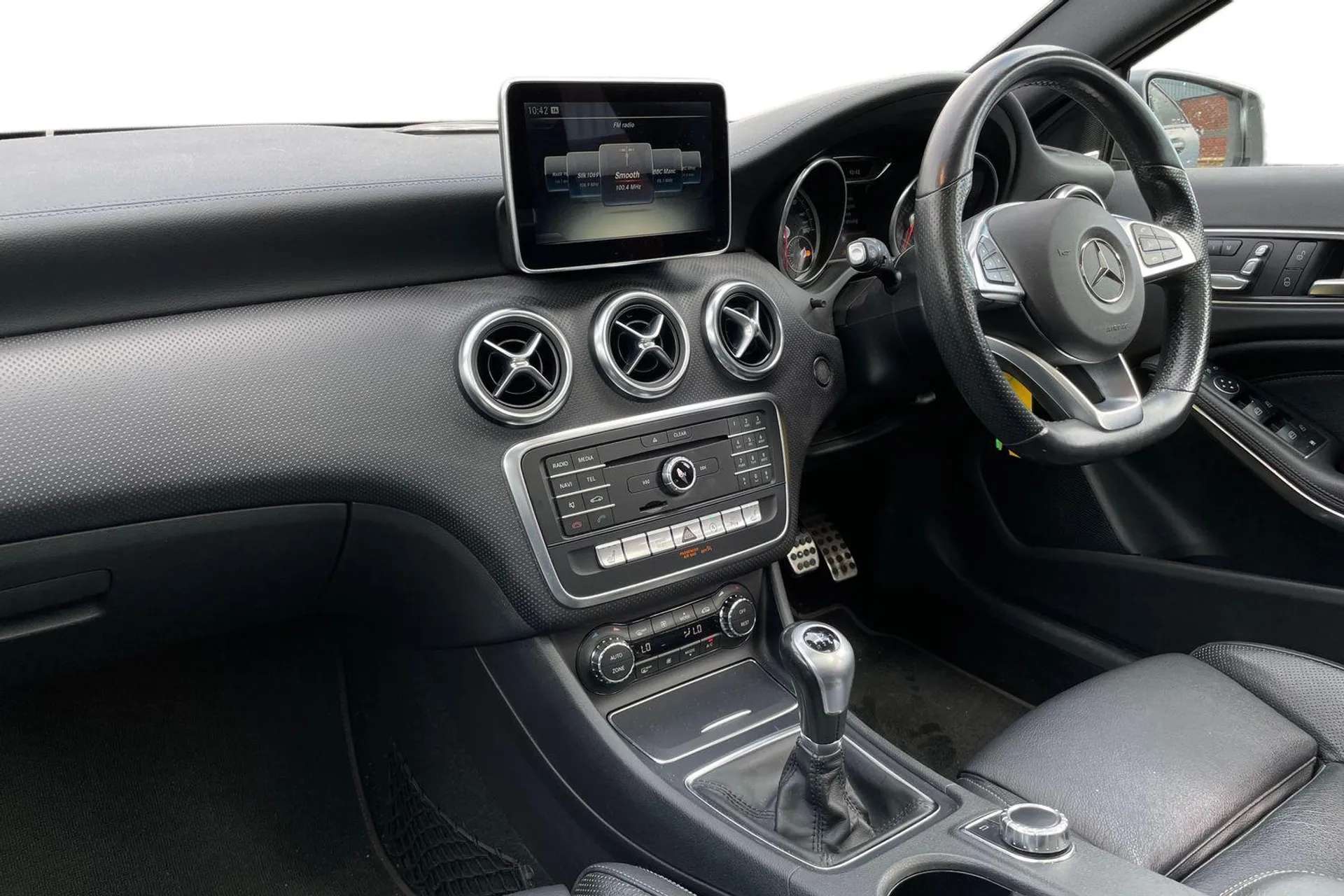 2016 MERCEDES-BENZ A CLASS 2016 MERCEDES-BENZ A CLASS