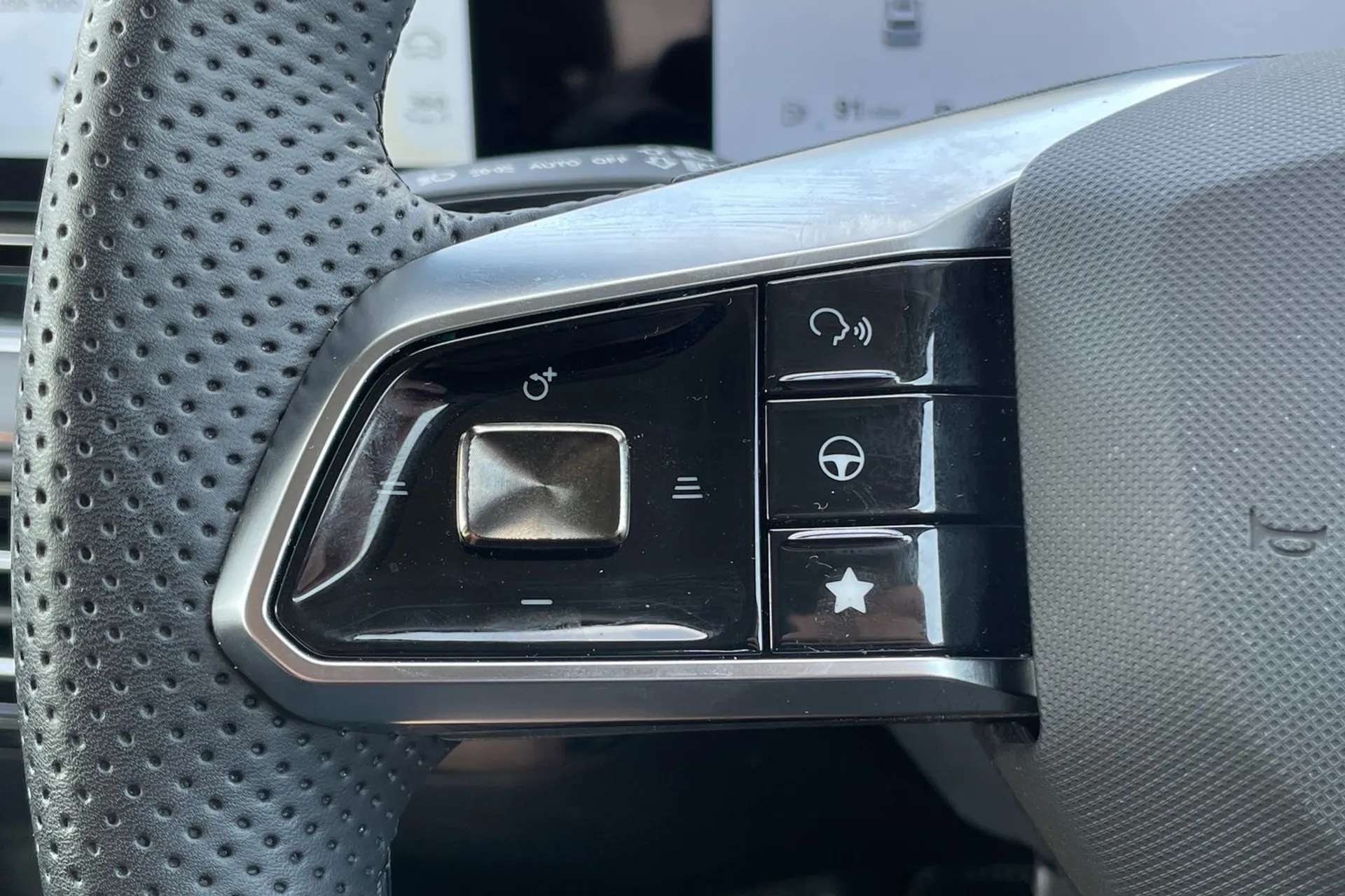 2025 MG MOTOR UK HS 2025 MG MOTOR UK HS
