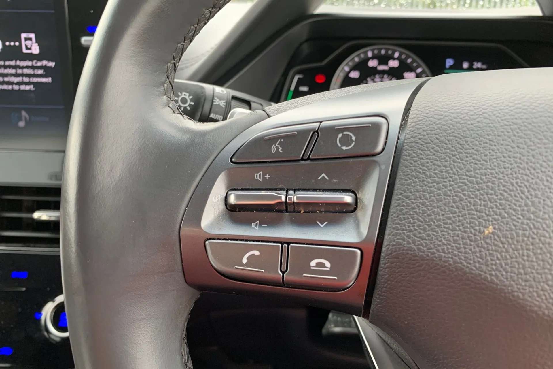 2022 HYUNDAI IONIQ 2022 HYUNDAI IONIQ
