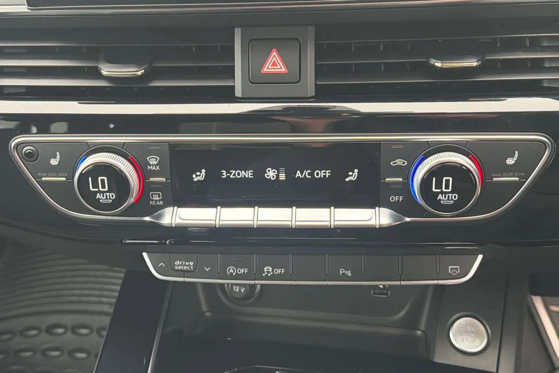 2020 AUDI A4 2020 AUDI A4
