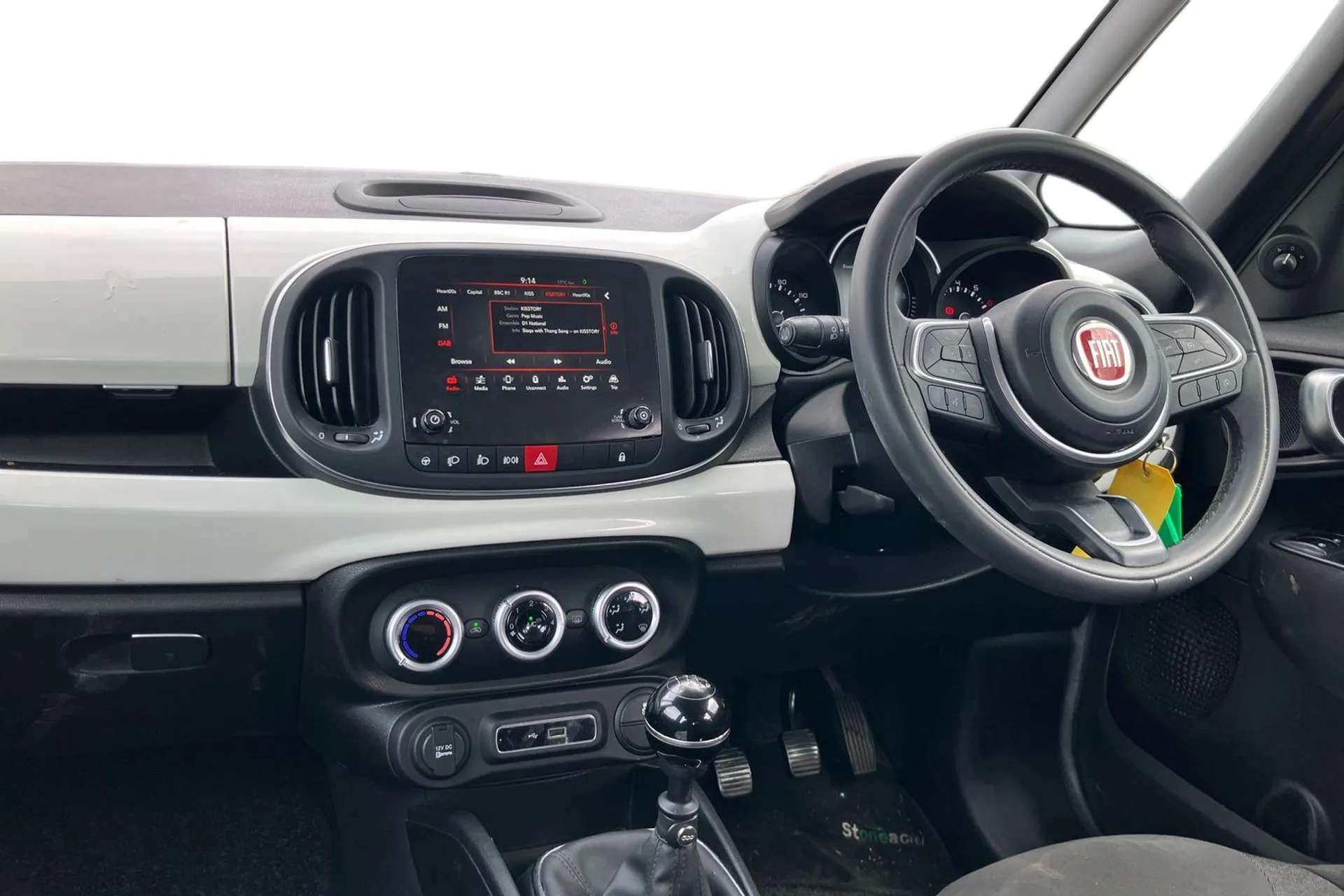2019 FIAT 500L 2019 FIAT 500L