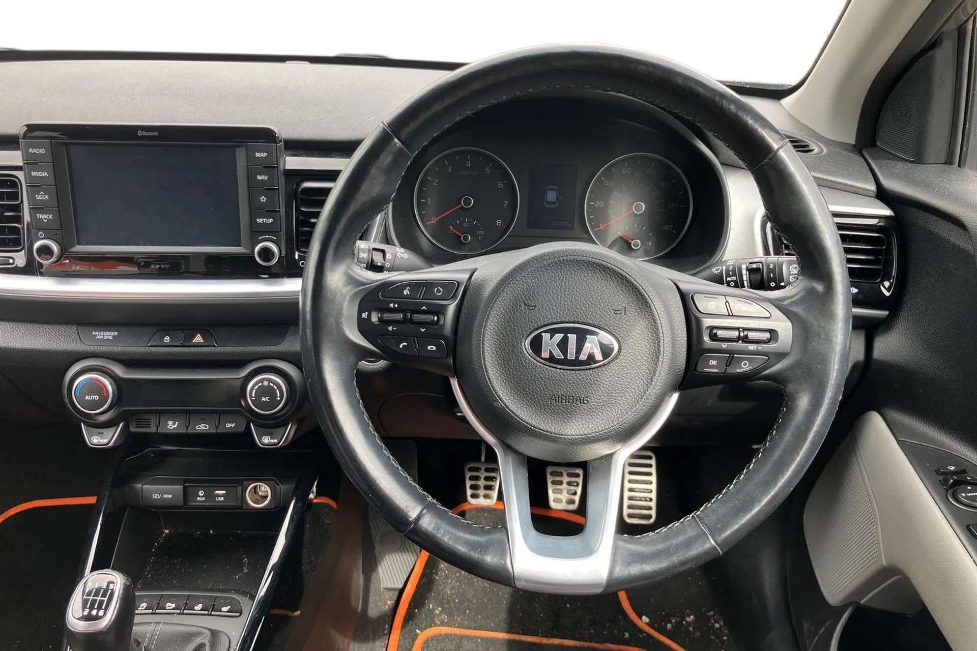 2019 KIA STONIC 2019 KIA STONIC