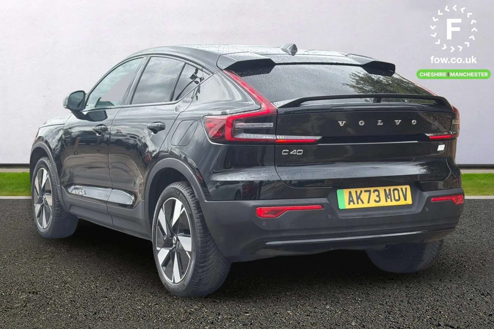 2023 VOLVO C40 2023 VOLVO C40