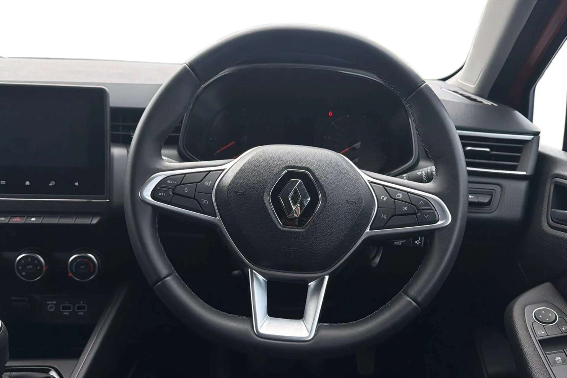 2022 RENAULT CLIO 2022 RENAULT CLIO