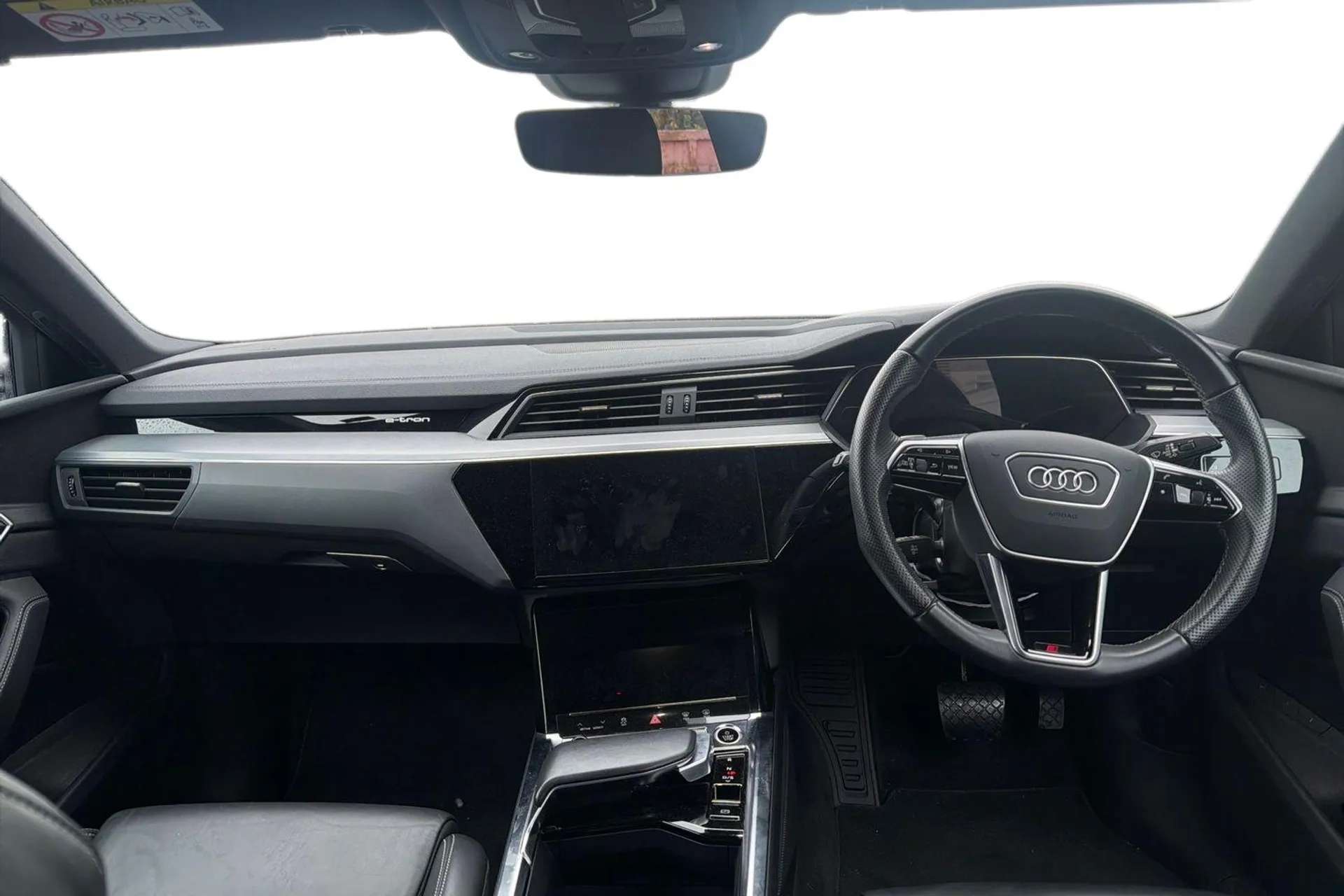 2022 AUDI E-TRON 2022 AUDI E-TRON