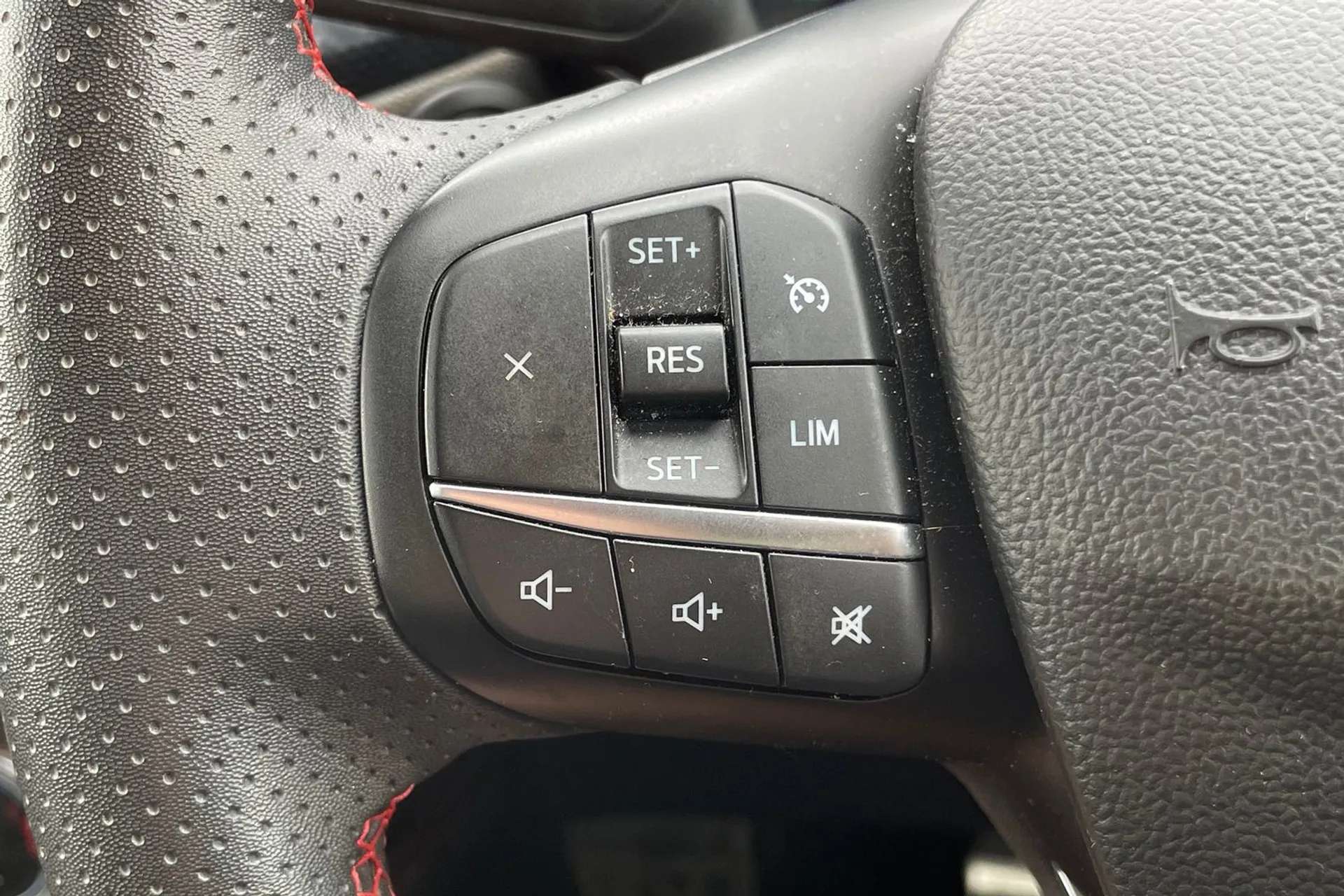 2023 FORD KUGA 2023 FORD KUGA
