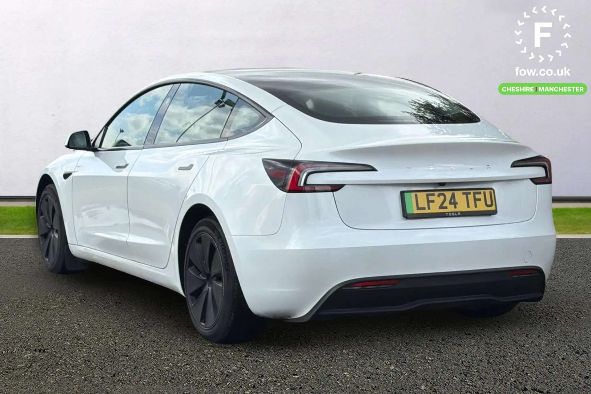 2024 TESLA MODEL 3 2024 TESLA MODEL 3