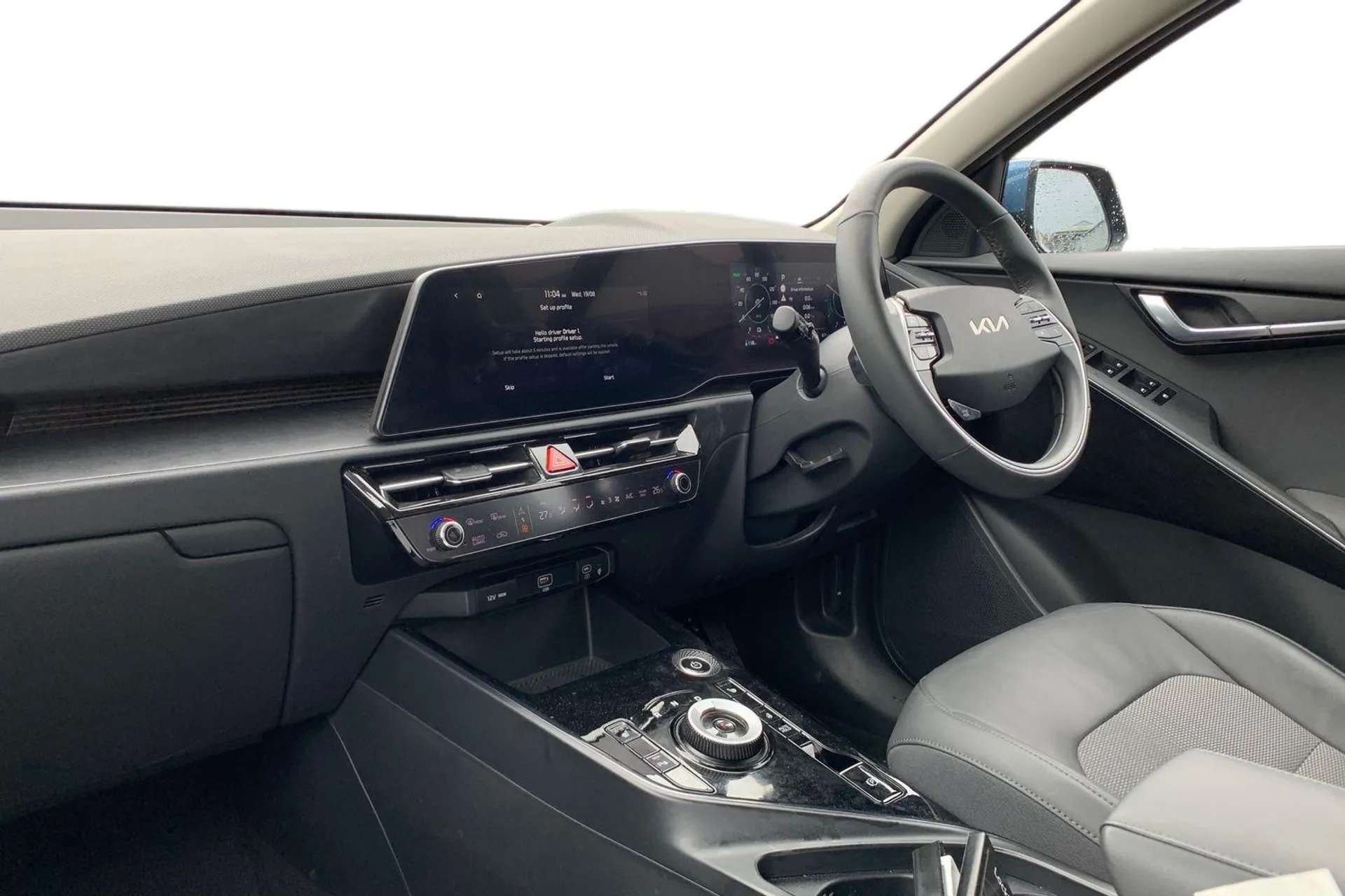 2023 KIA NIRO 2023 KIA NIRO