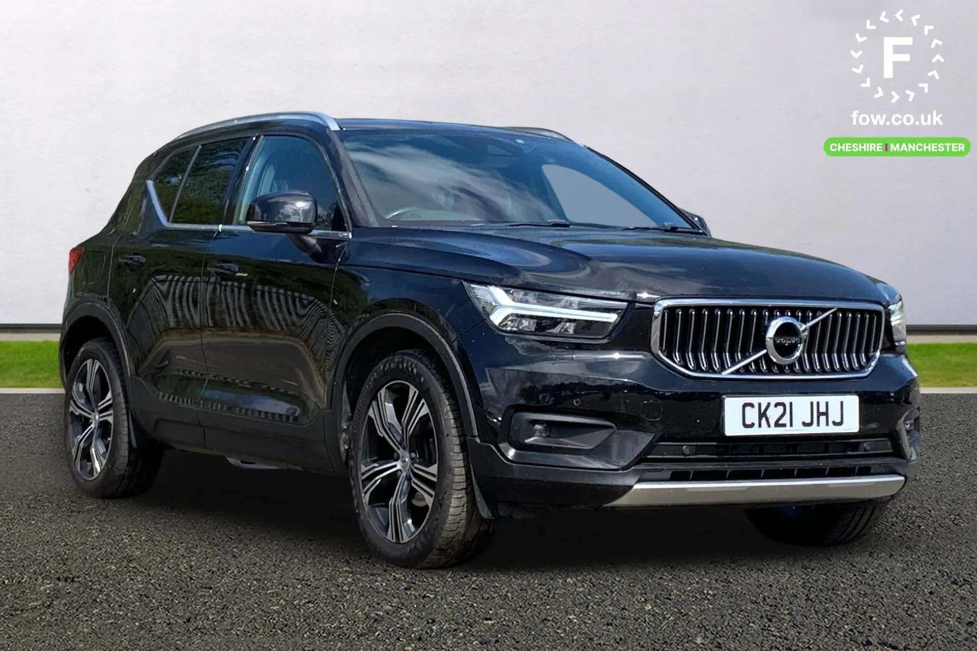 2021 VOLVO XC40 2021 VOLVO XC40
