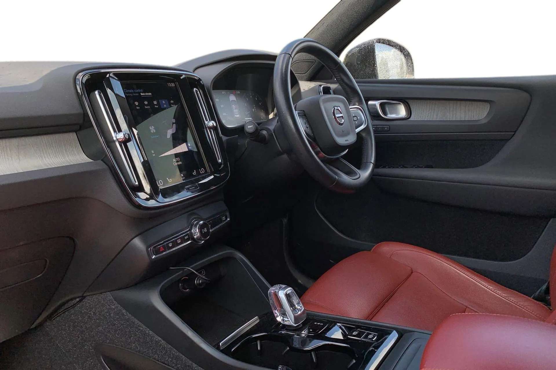 2021 VOLVO XC40 2021 VOLVO XC40