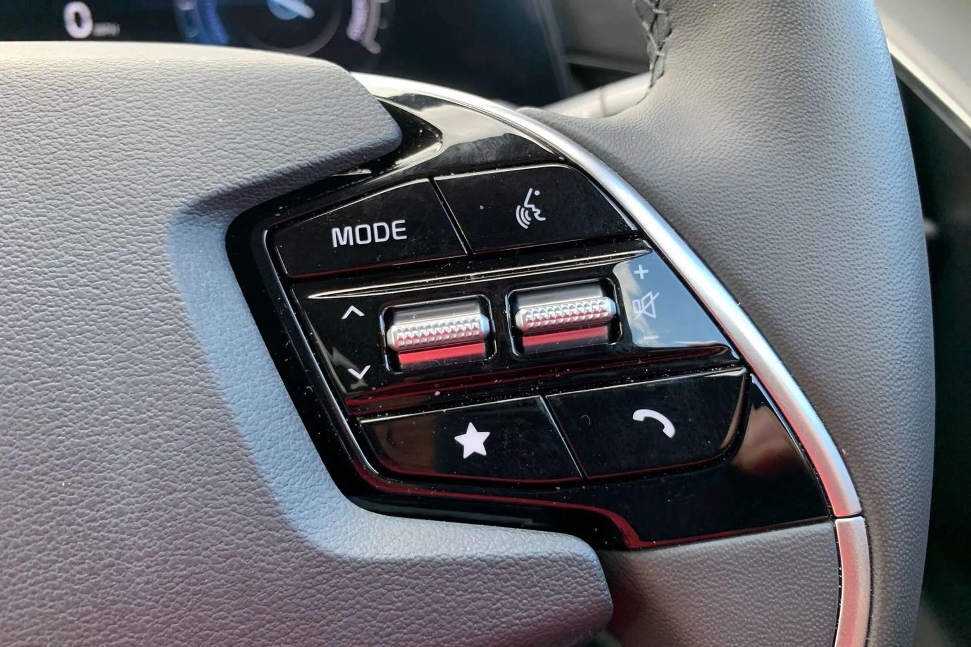 2024 KIA NIRO 2024 KIA NIRO