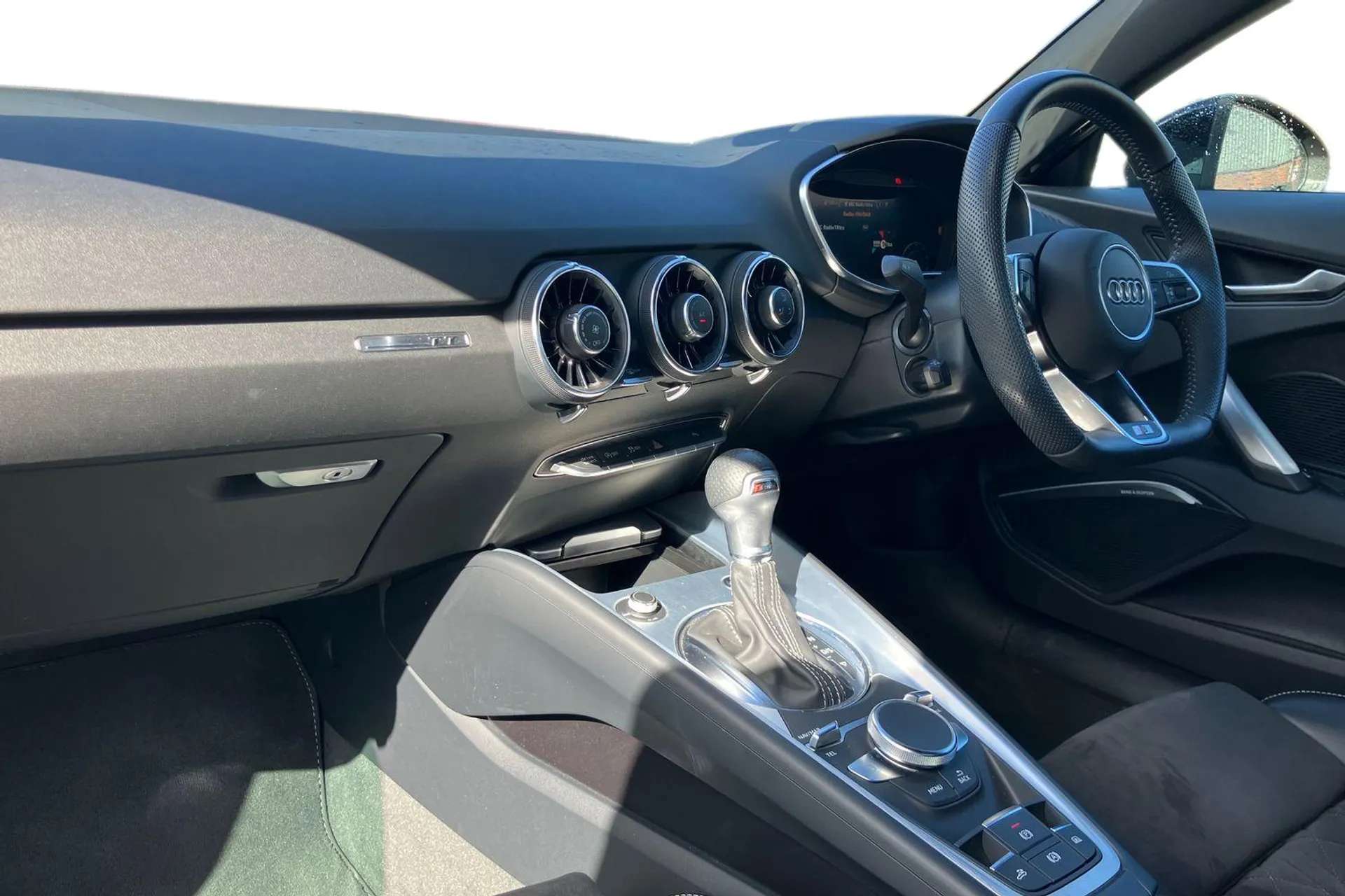 2023 AUDI TT 2023 AUDI TT