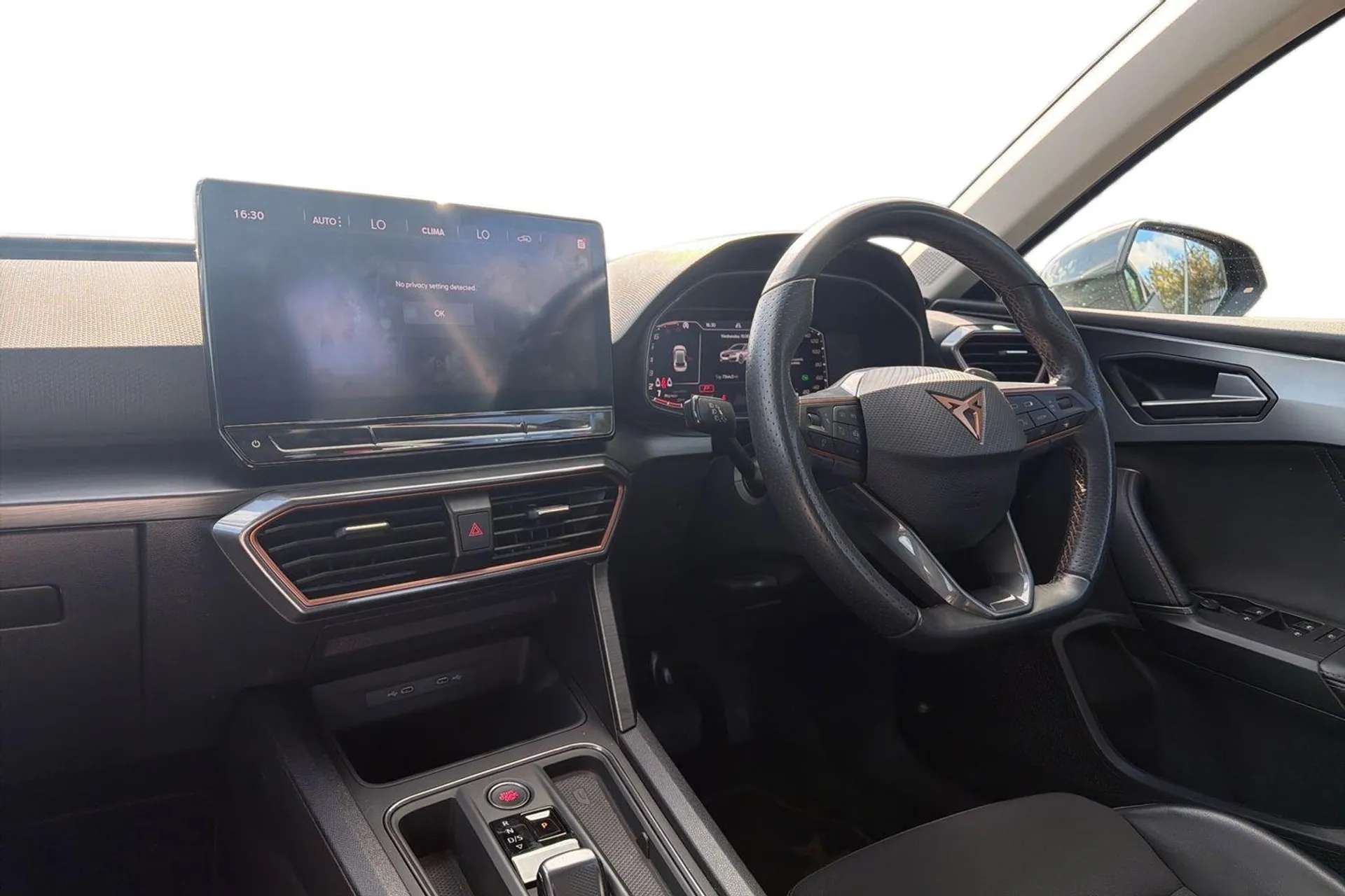 2024 CUPRA LEON 2024 CUPRA LEON