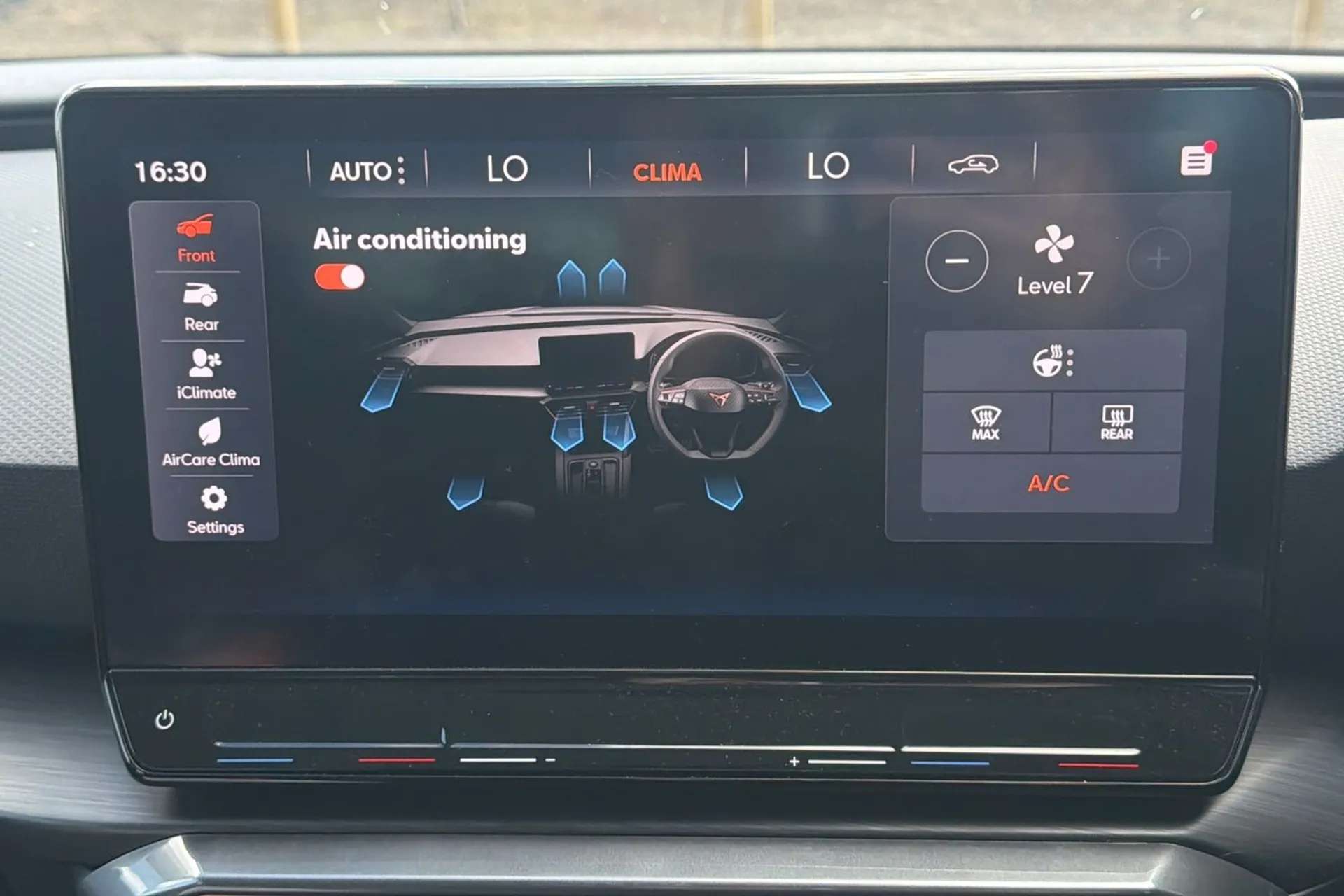 2024 CUPRA LEON 2024 CUPRA LEON