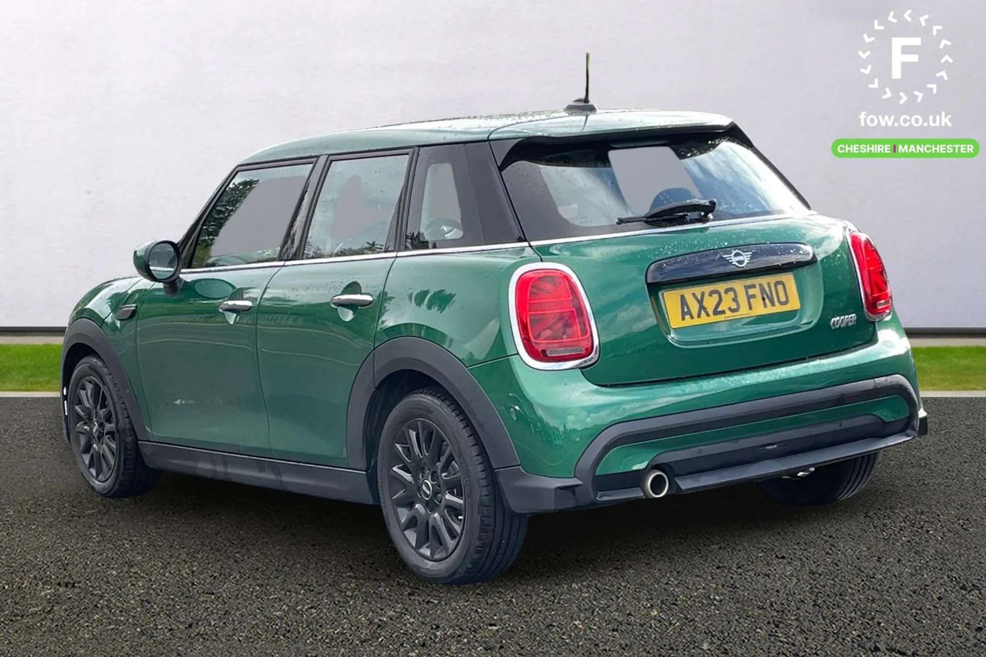 A 2023 MINI HATCH 1.5 Cooper Classic 5dr Auto [Automatic start/stop function with brake energy recuperation, LED headlight with closed ring and daytime driving lights, A 2023 MINI HATCH 1.5 Cooper Classic 5dr Auto [Automatic start/stop function with brake energy recuperation, LED headlight with closed ring and daytime driving lights,